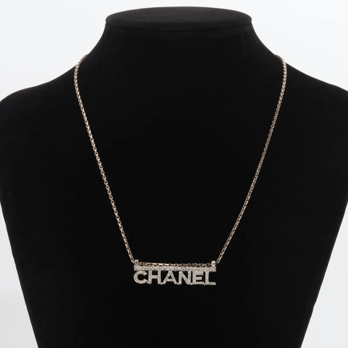 logo C22S necklace, GP x rhinestone, gold, — view 5
