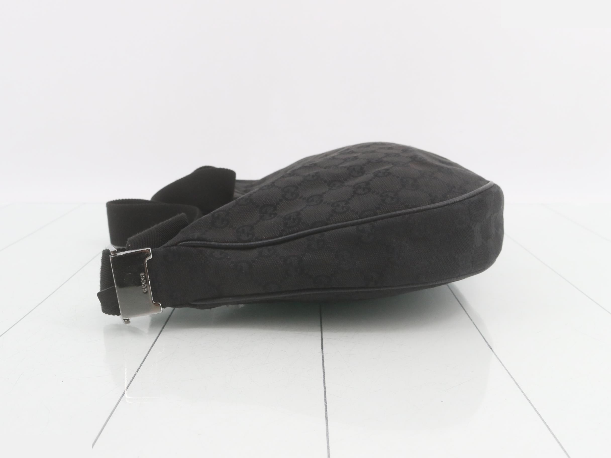 GG Canvas (Bag) - Shoulder Bag — view 4