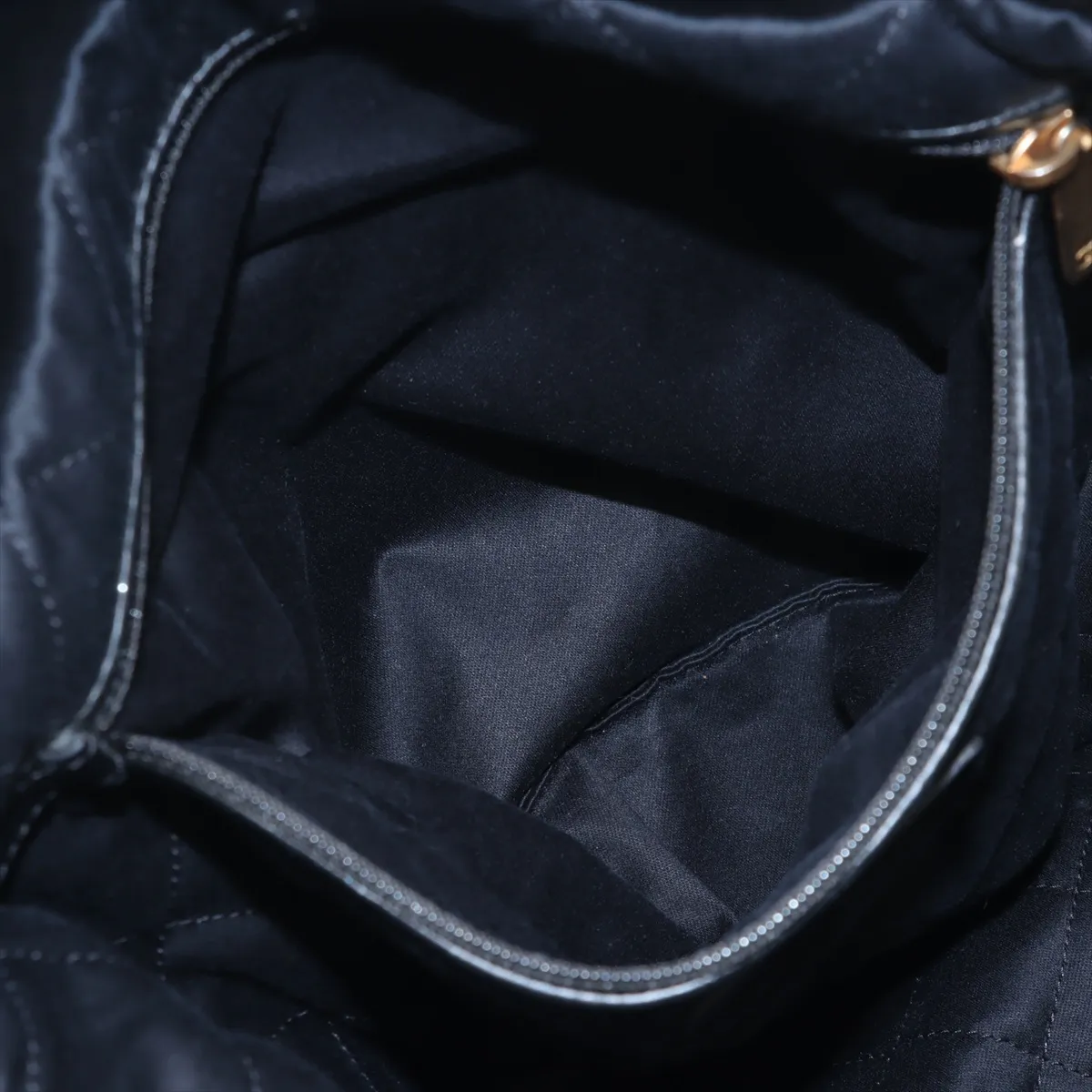 [Individually wrapped] Chanel 22 Large Calfskin Chain Shoulder Bag Black Gold Hardware KNC02KH5 Random Plate — view 8