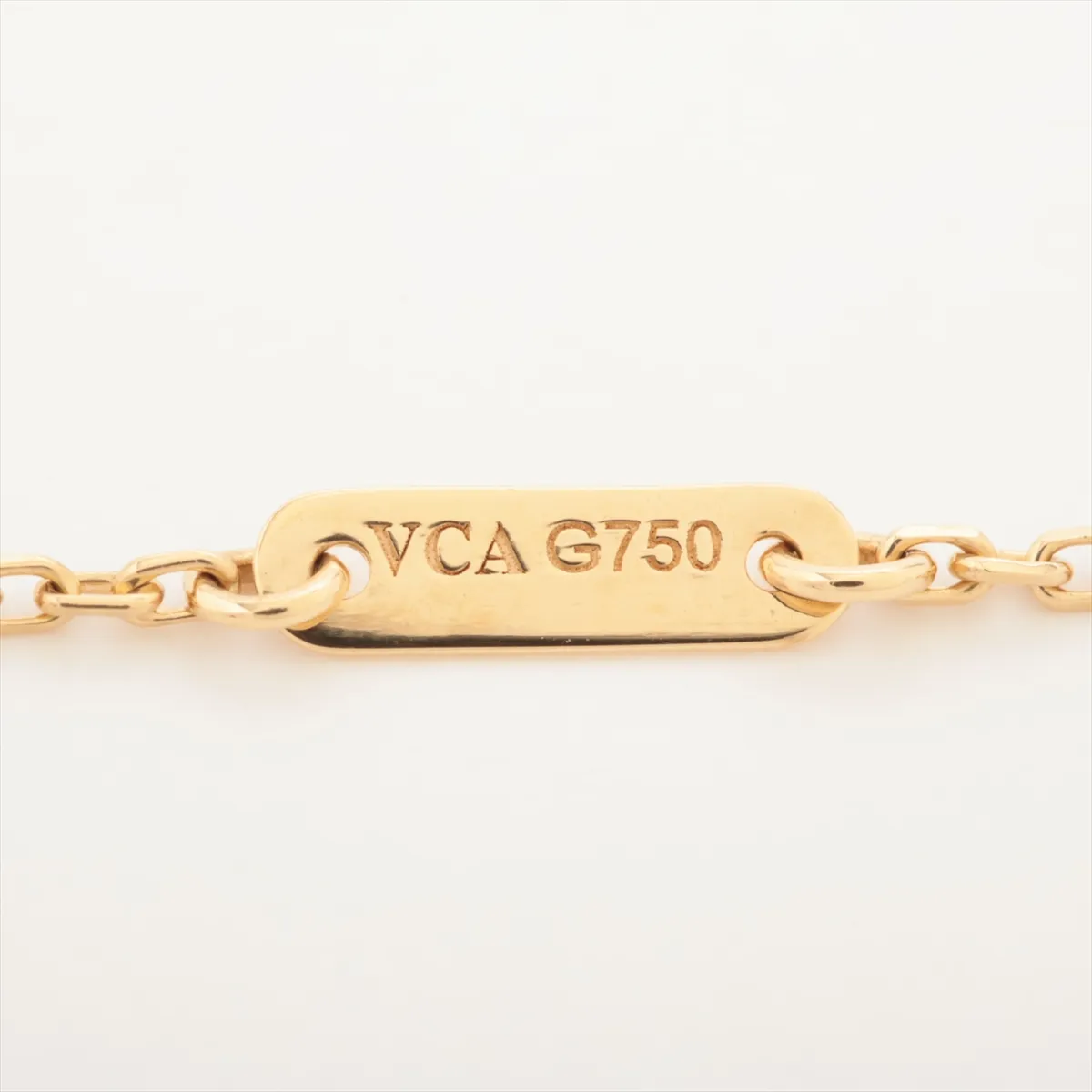 Sweet Alhambra Shell Necklace, 750 (Yellow Gold), 2.7g, JB095016. Shell shows signs of — view 4