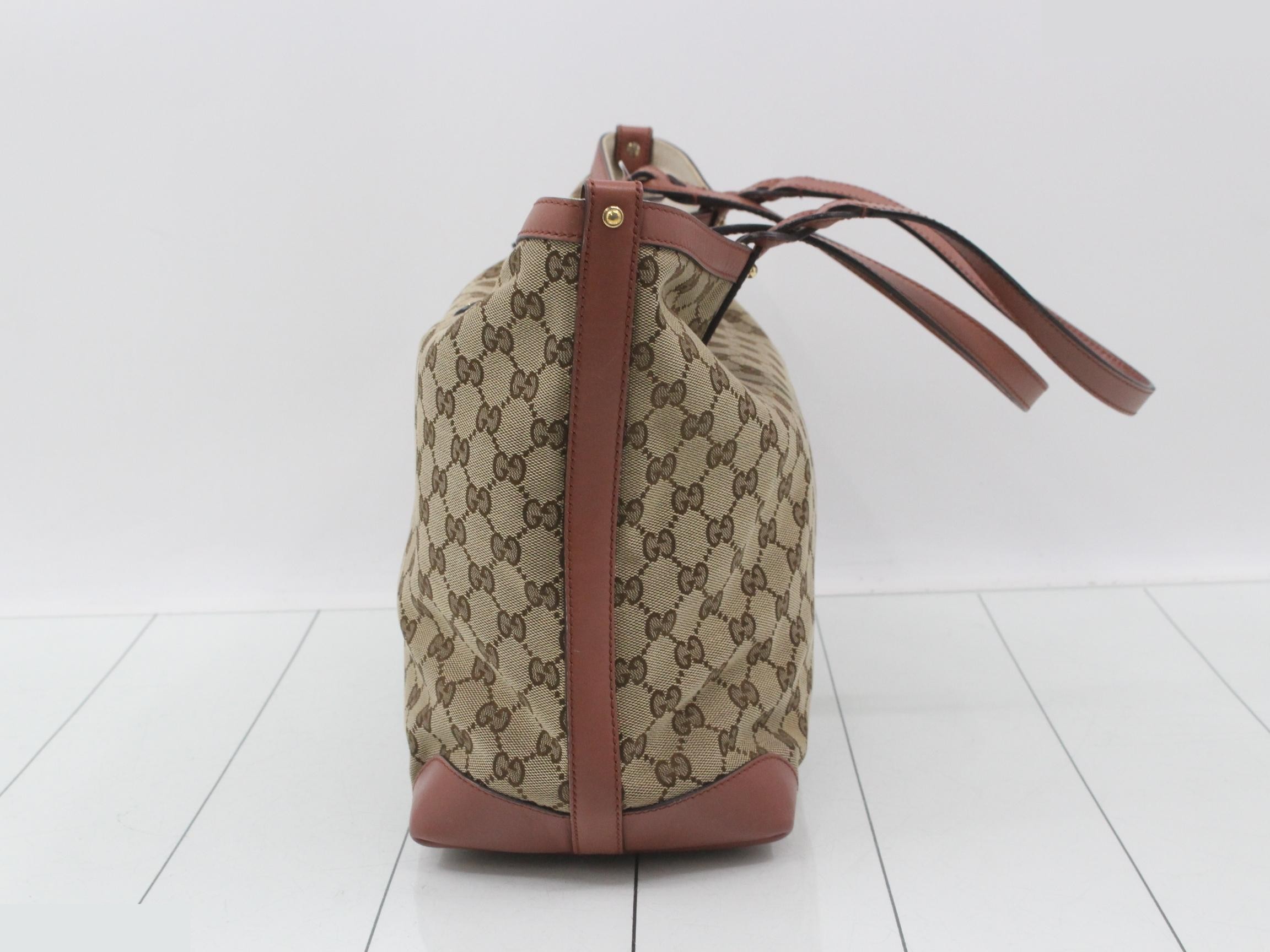 GG Canvas Tote Bag with Pouch — view 4