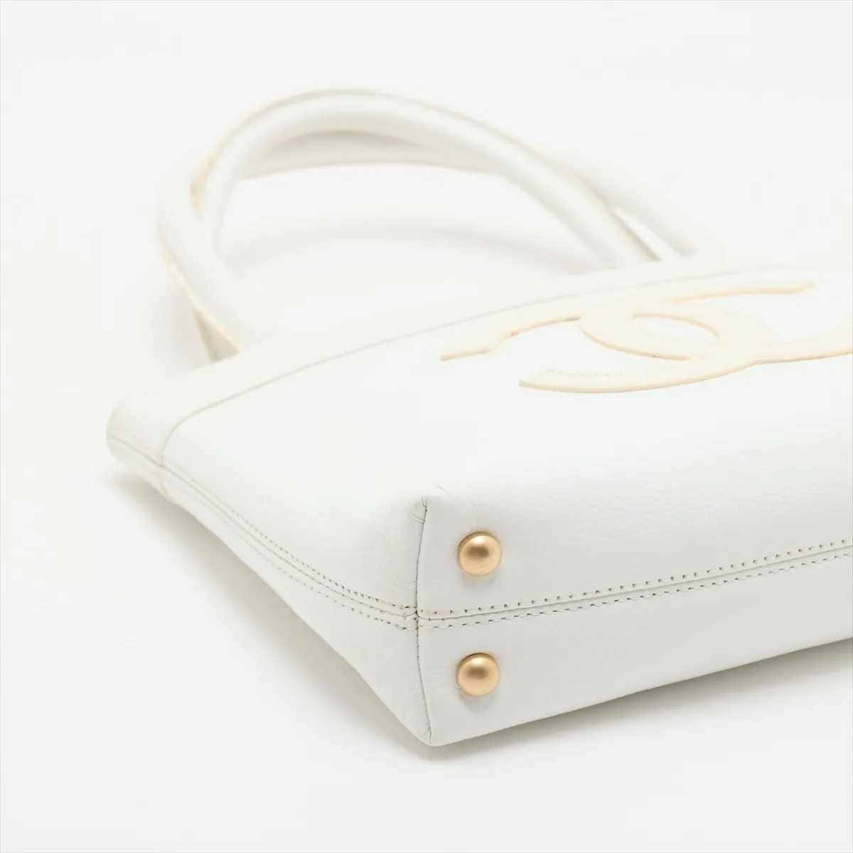 Cocomark caviar skin handbag white gold hardware 9922769 No. 9 — view 4