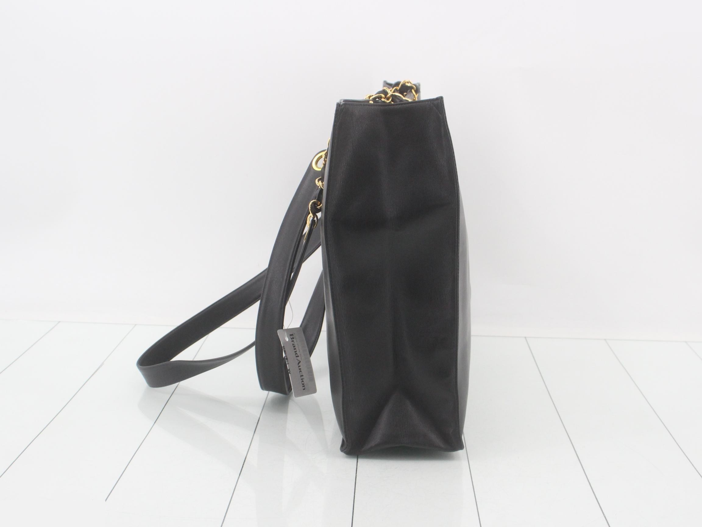 Coco Mark Chain Tote Bag — view 4