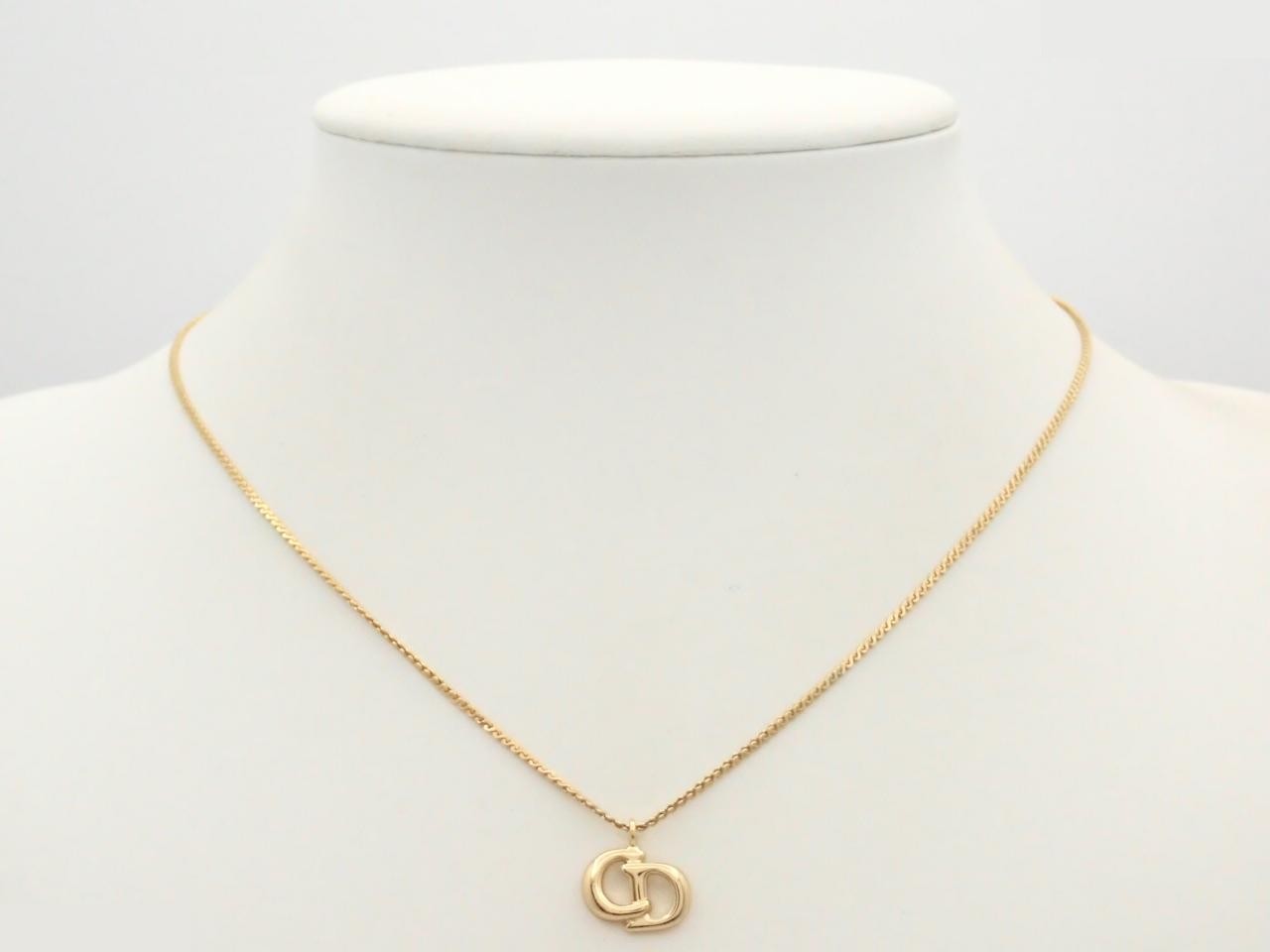 CD logo gold necklace, chain approximately 42cm — view 3