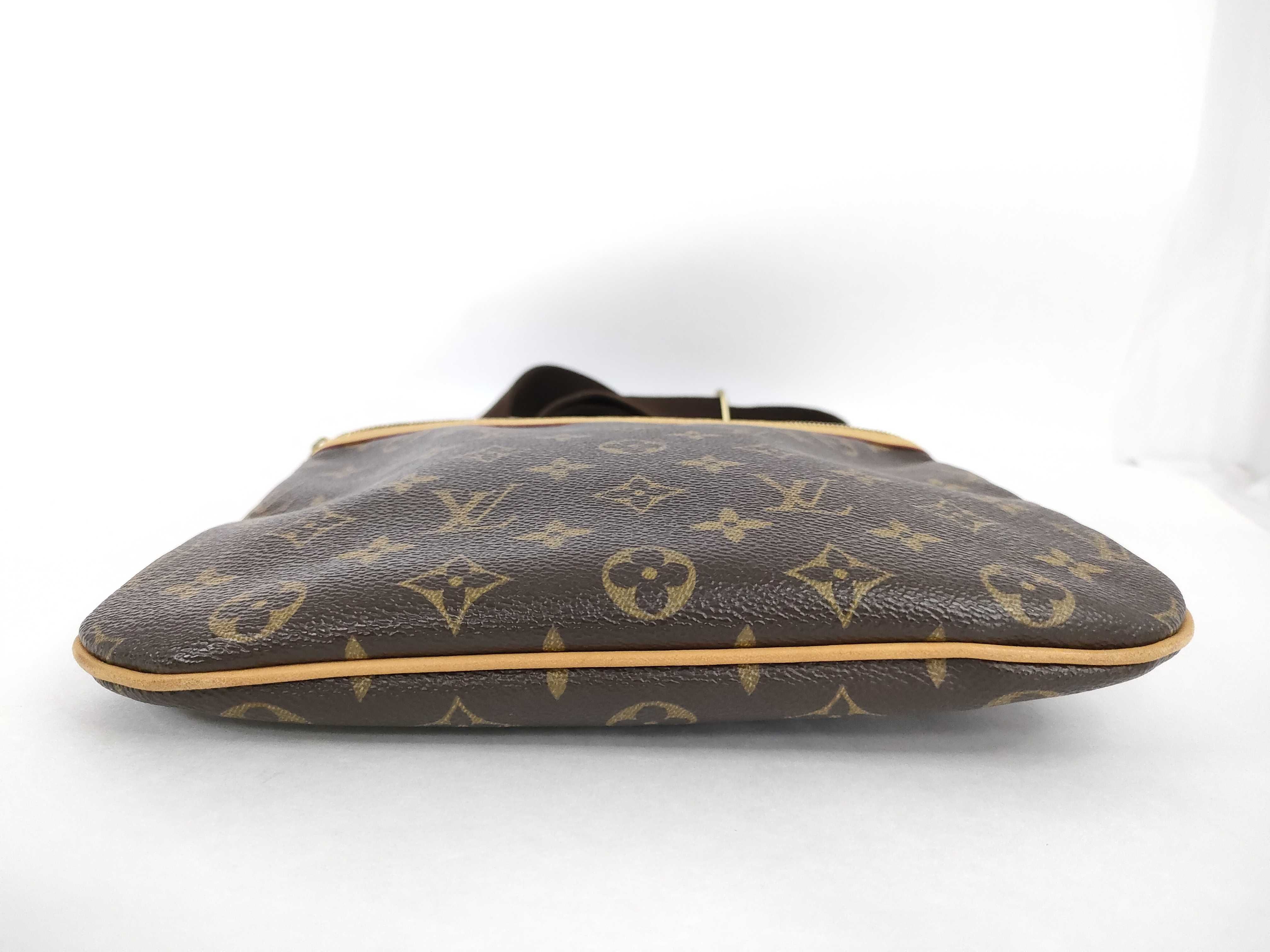 Monogram M40044 Pochette Bosphore Shoulder Bag — view 7