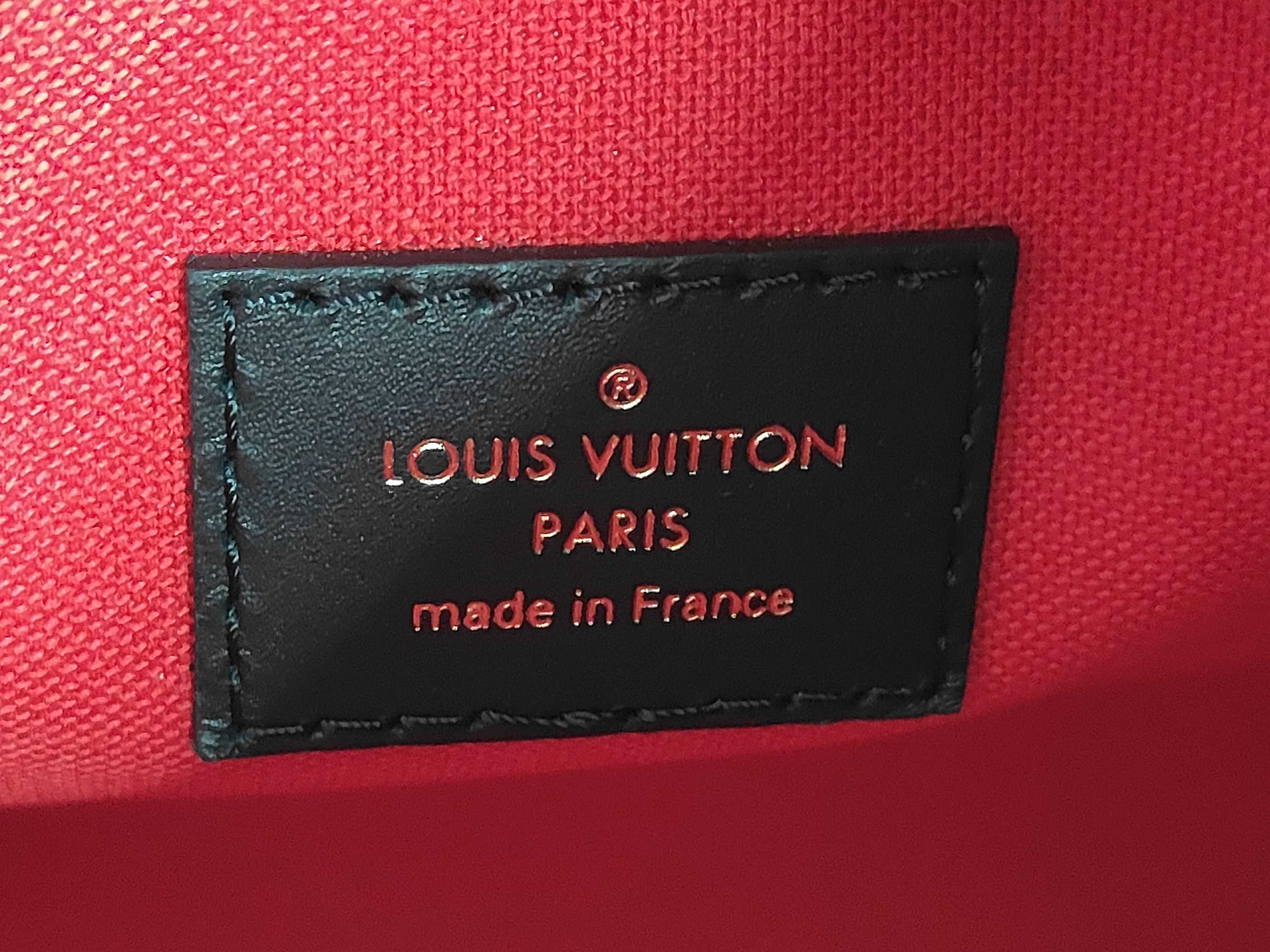 Monogram Giant Reverse M46373 OnTheGo PM Handbag — view 11
