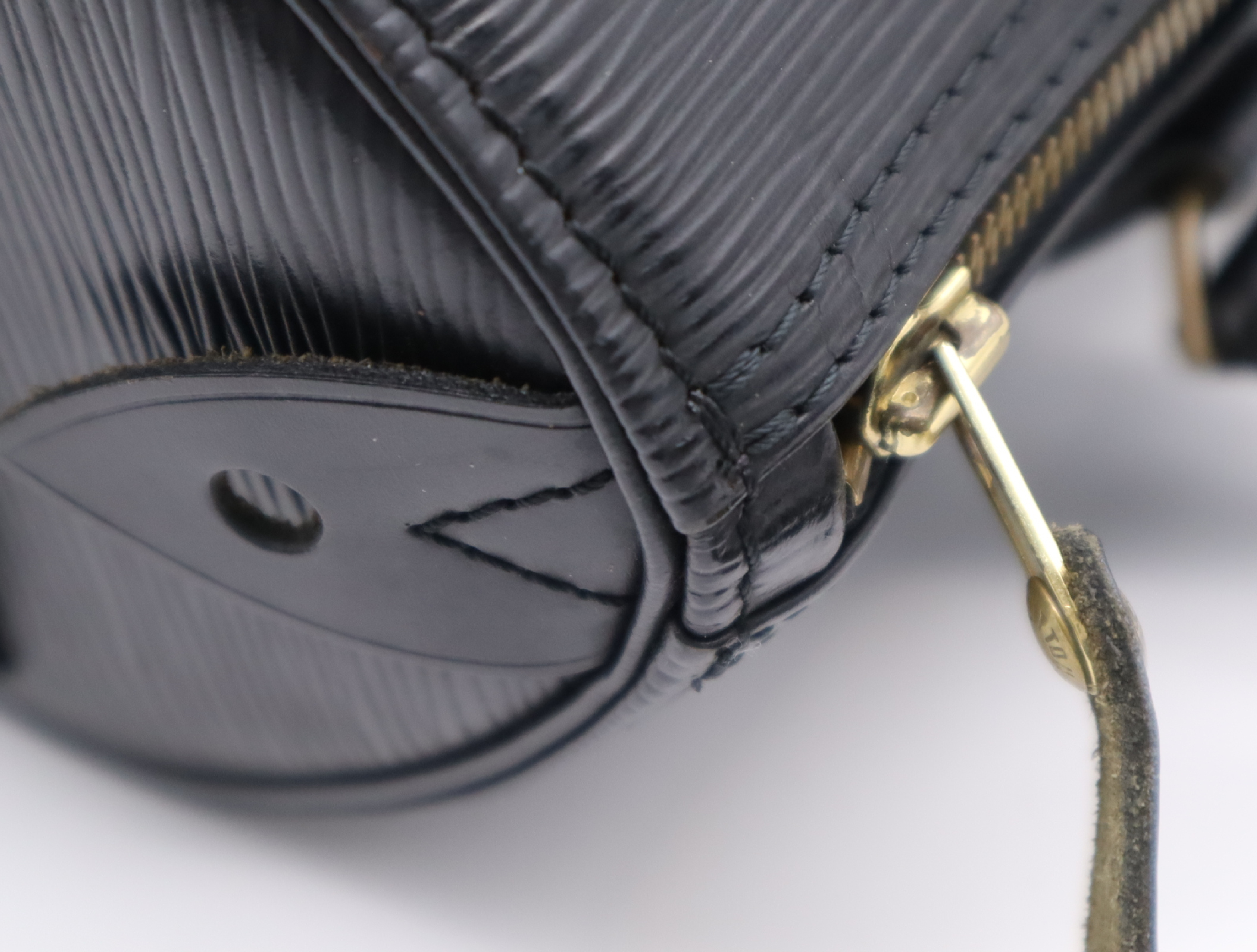 M59032 Epi Speedy 25 Noir Handbag — view 8