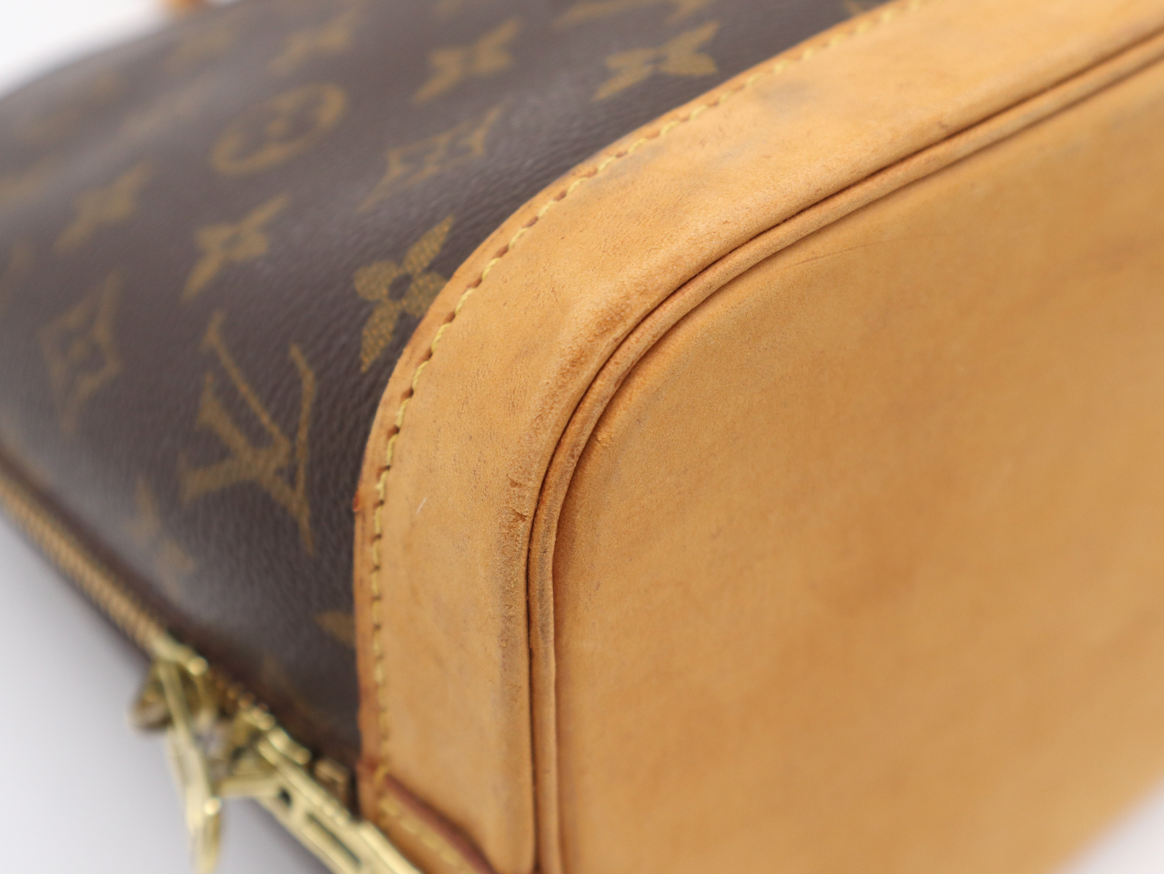 M51130 Monogram Alma (old model) handbag — view 10