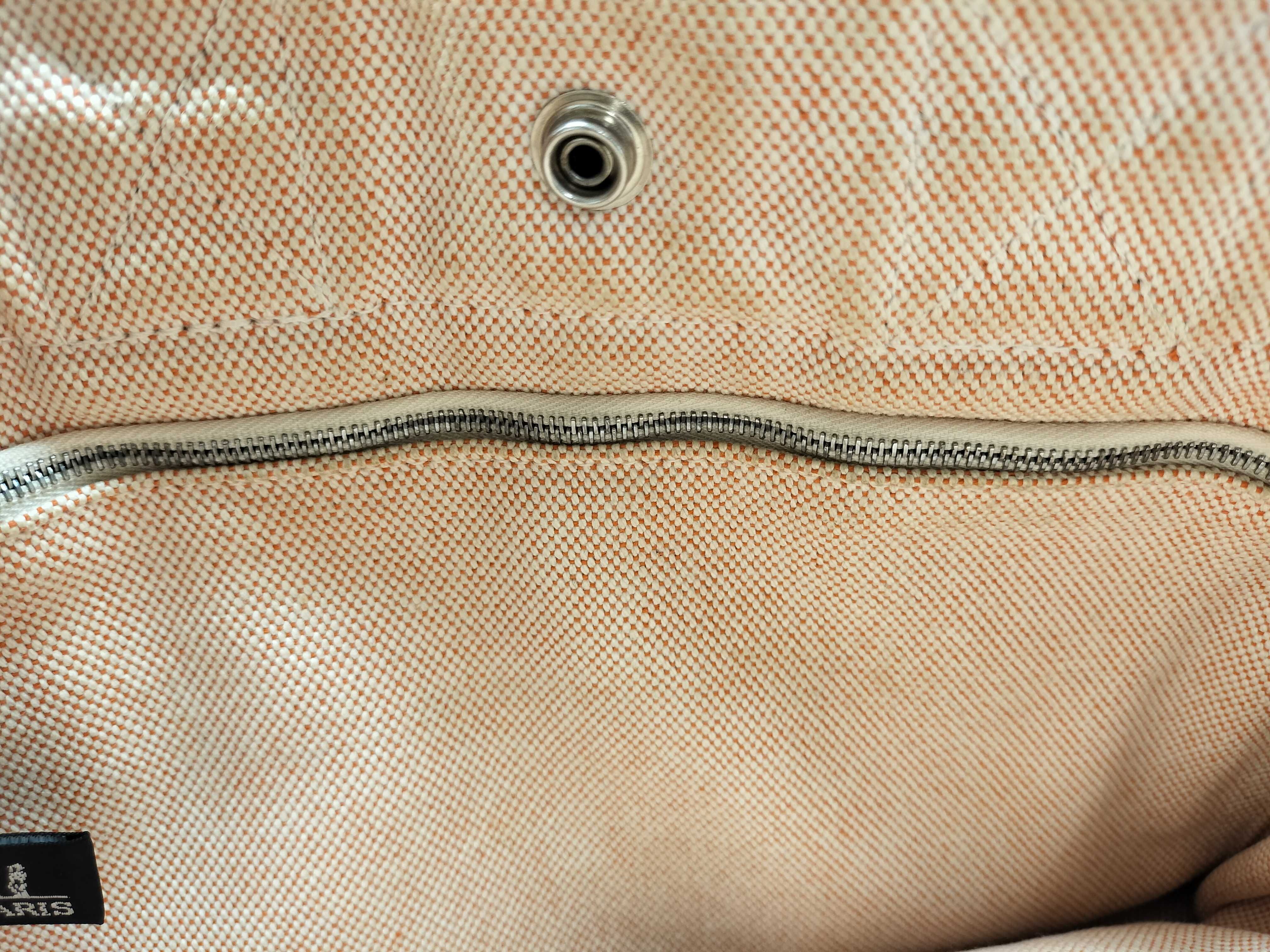 Fourre-Tout PM Handbag — view 12
