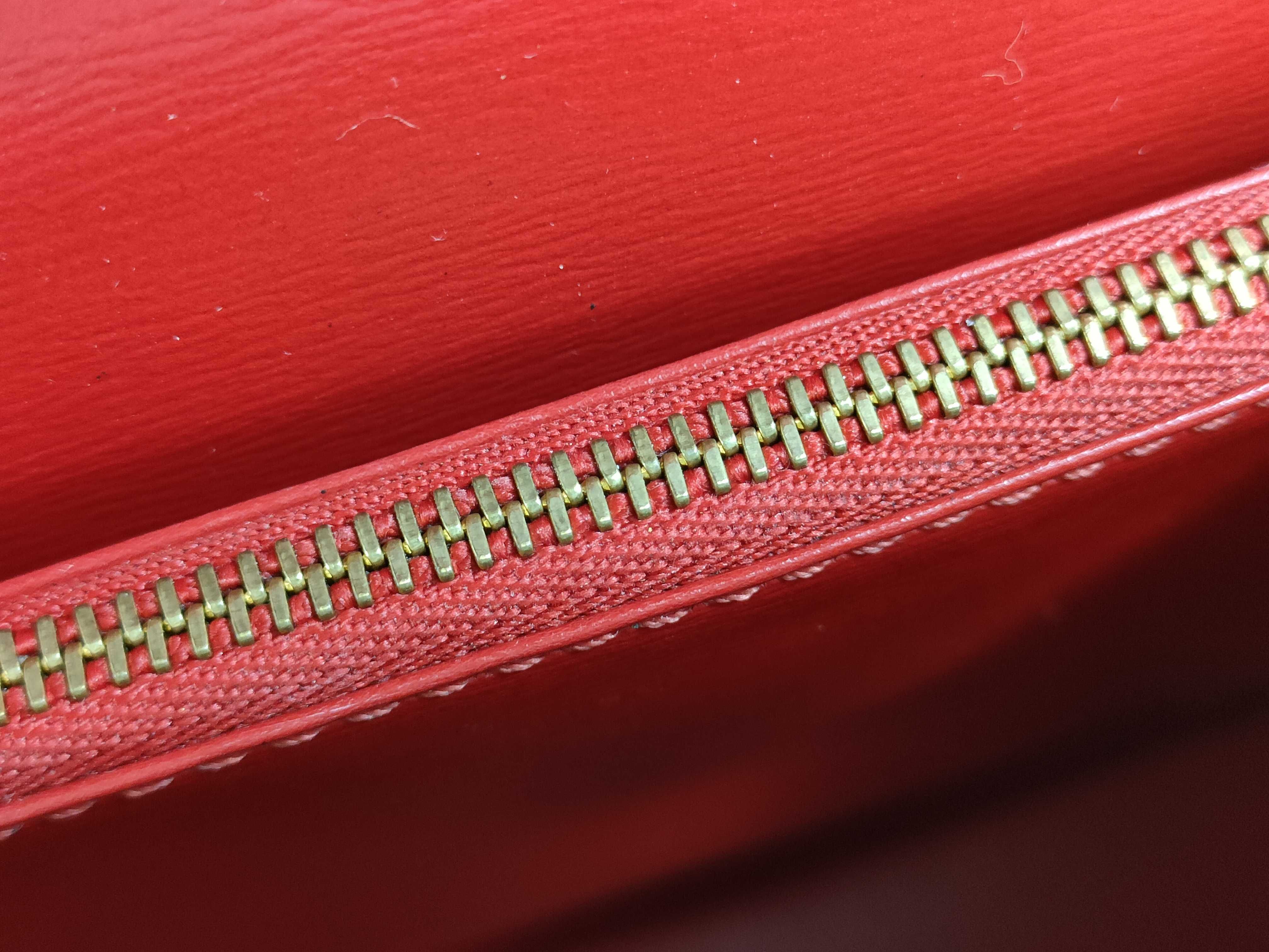 Epi M52377 Malesherbes Red Epi Handbag — view 9