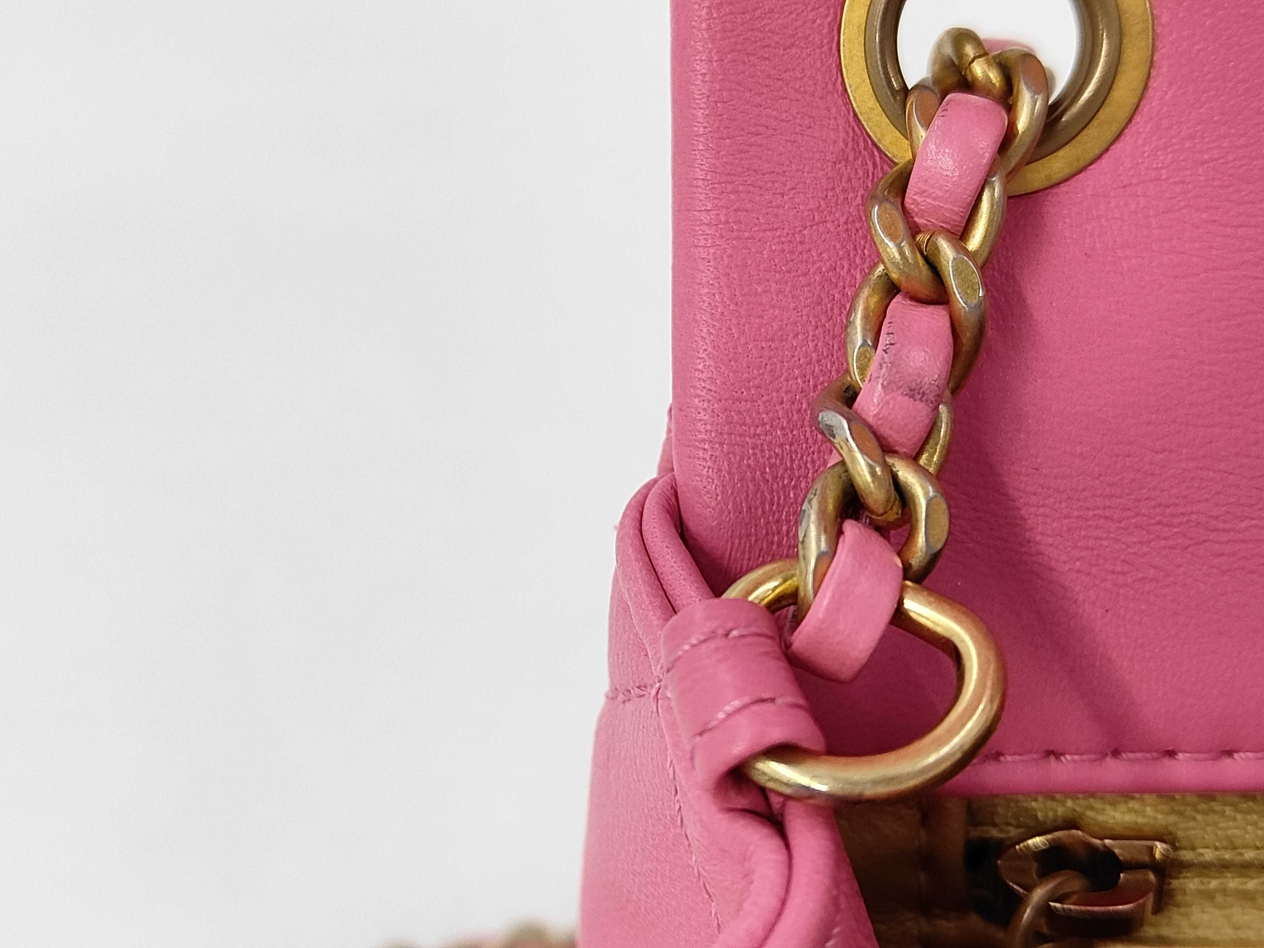 Mini Matelassé 29 Series Shoulder Bag — view 12