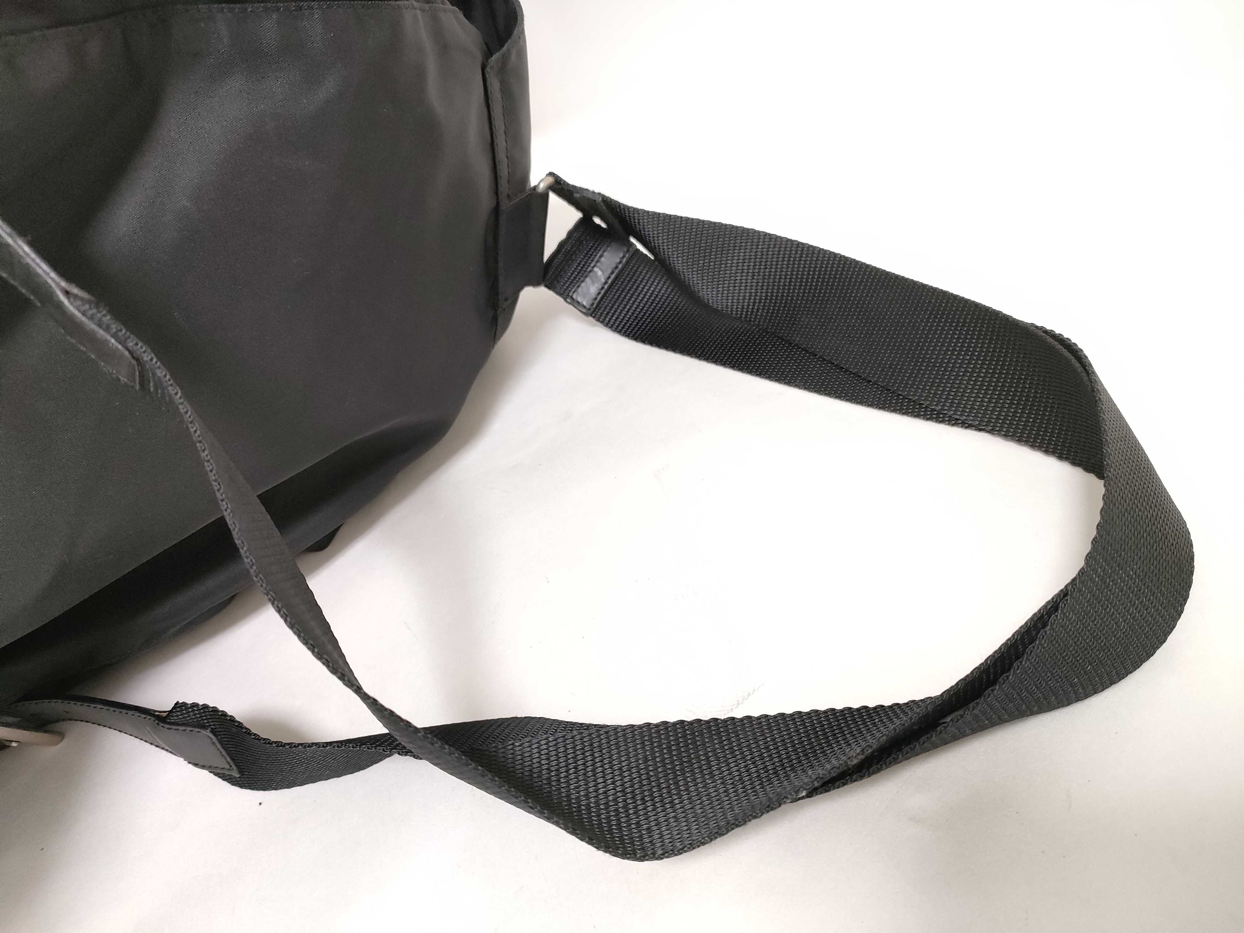 nylon backpack with Prada triangular logo. — view 3