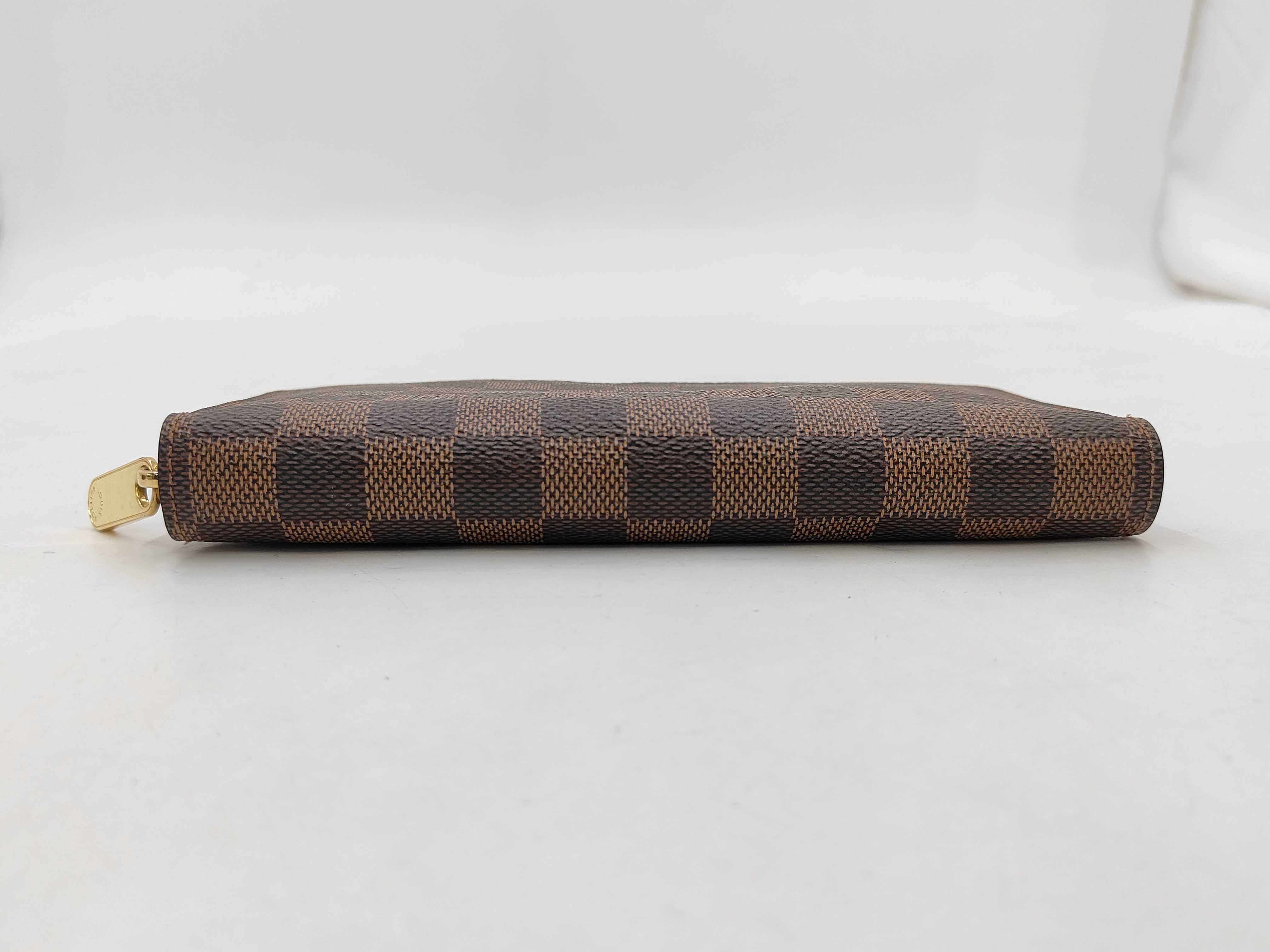 Damier LV Damier Long Wallet with Box and Dust Bag — view 4