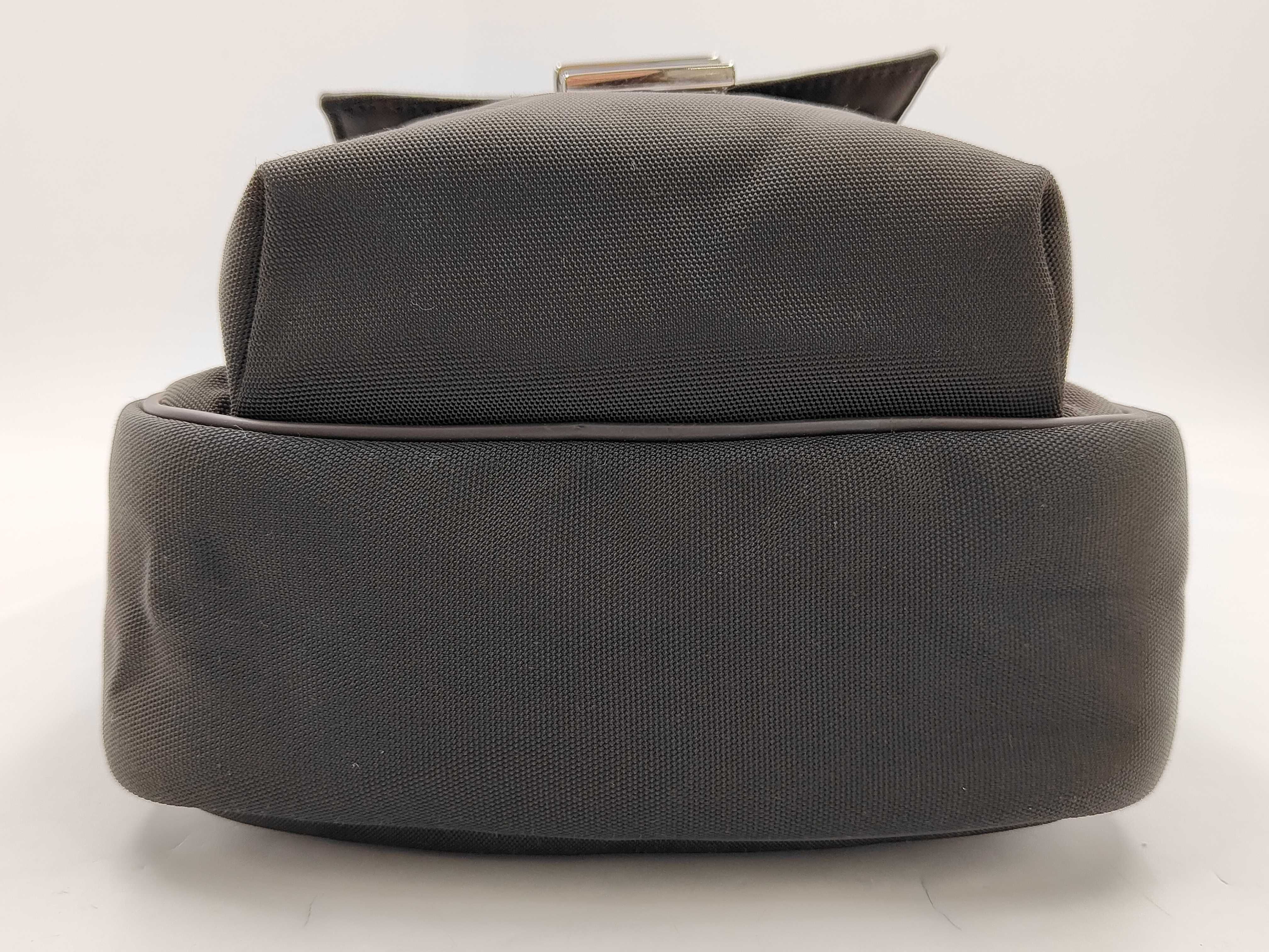 shoulder bag — view 3