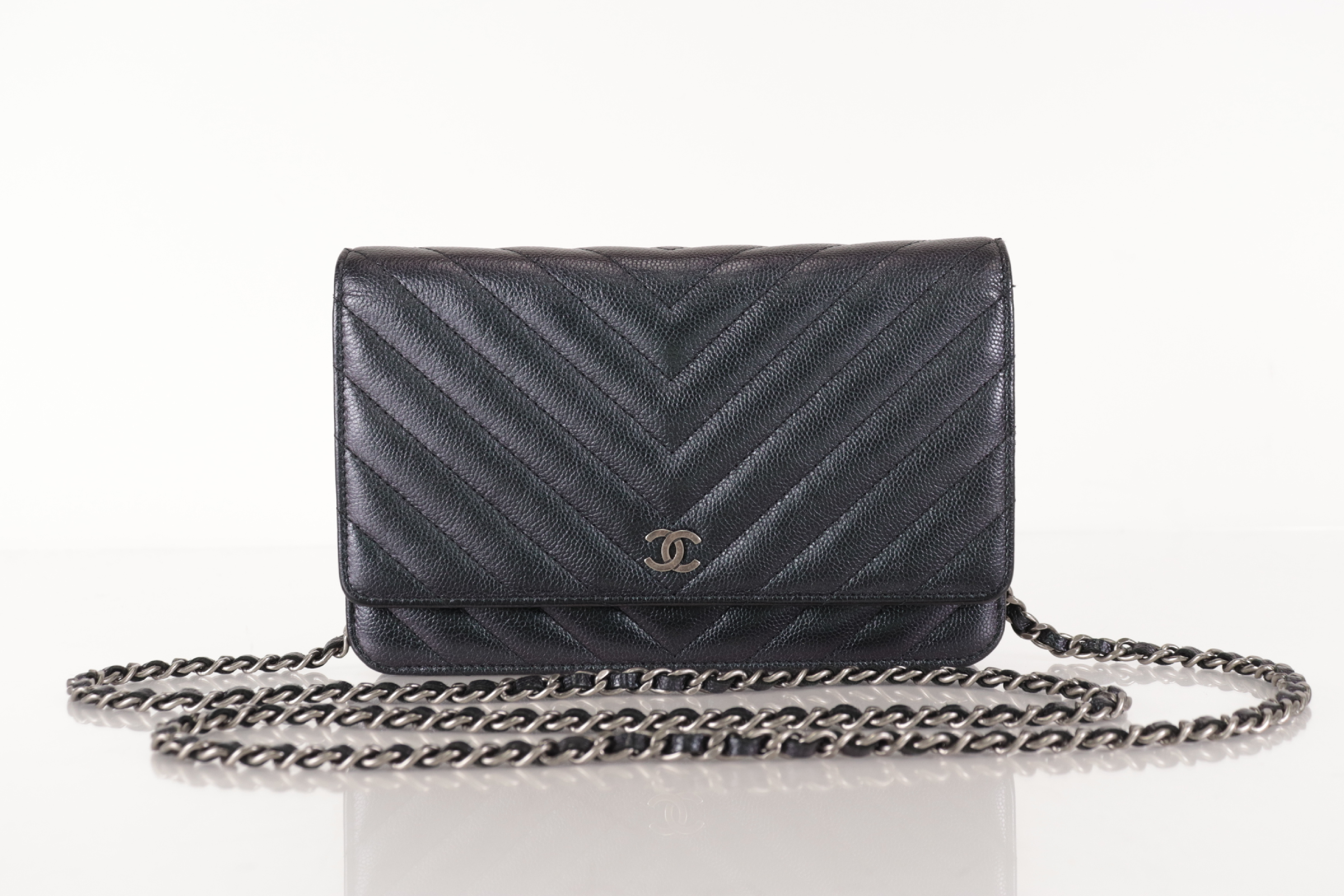 Chevron Caviar Chain Wallet, Series 24, Shoulder Bag — view 2