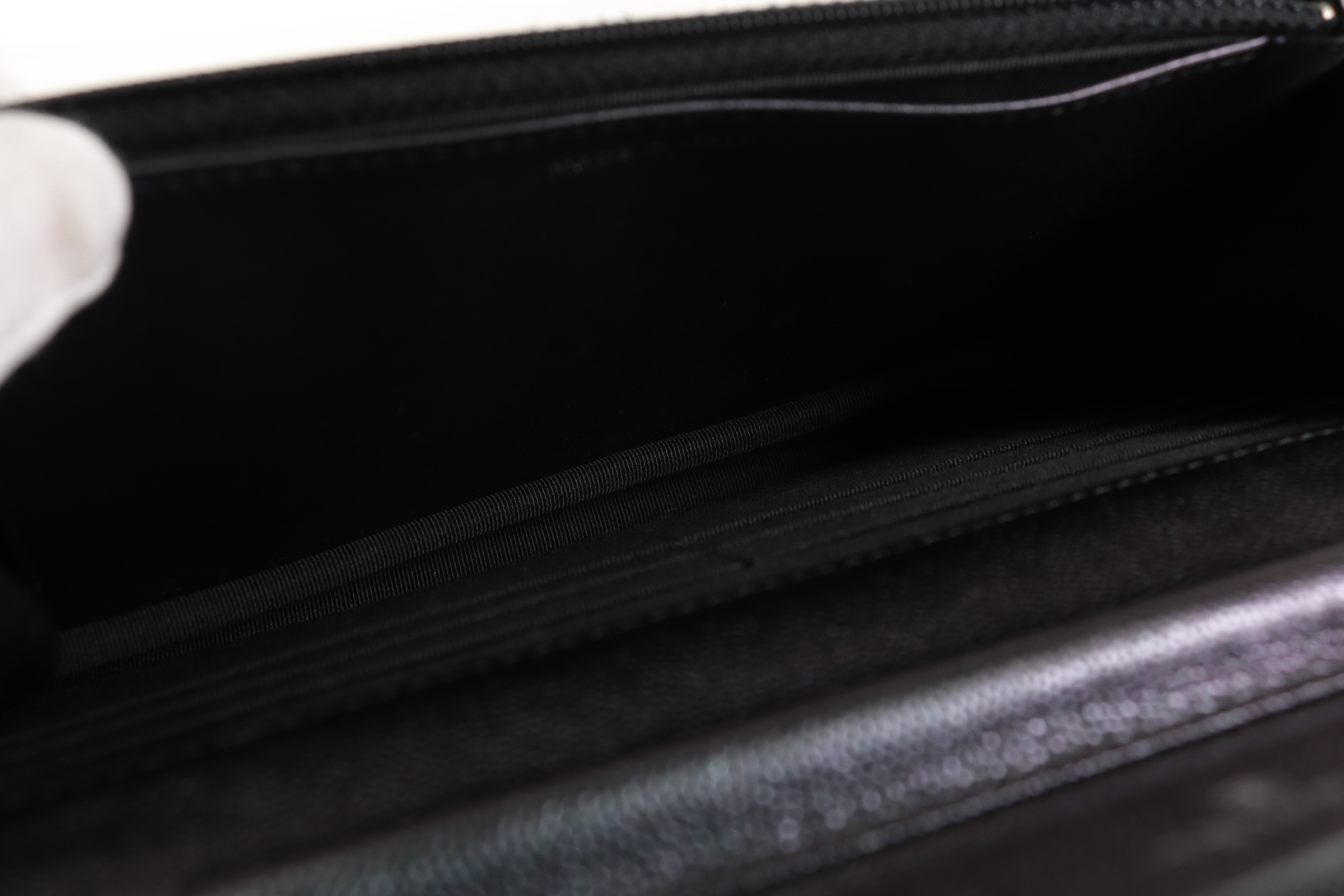 Chevron Caviar Chain Wallet, Series 24, Shoulder Bag — view 10