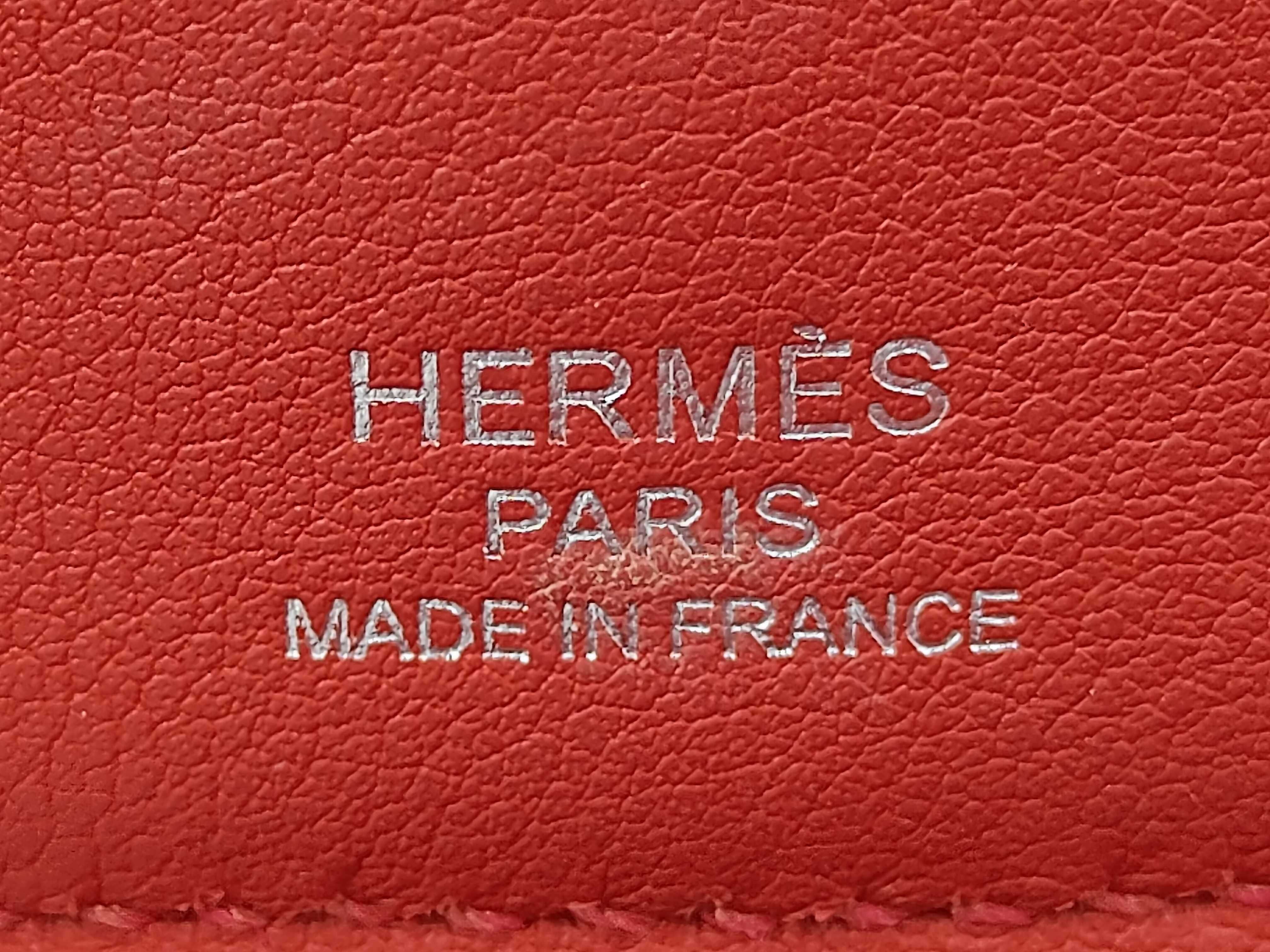 Bolide Secret, Veau Swift leather, Rouge Casaque, silver hardware, T stamp, 2015 model, shoulder bag — view 9