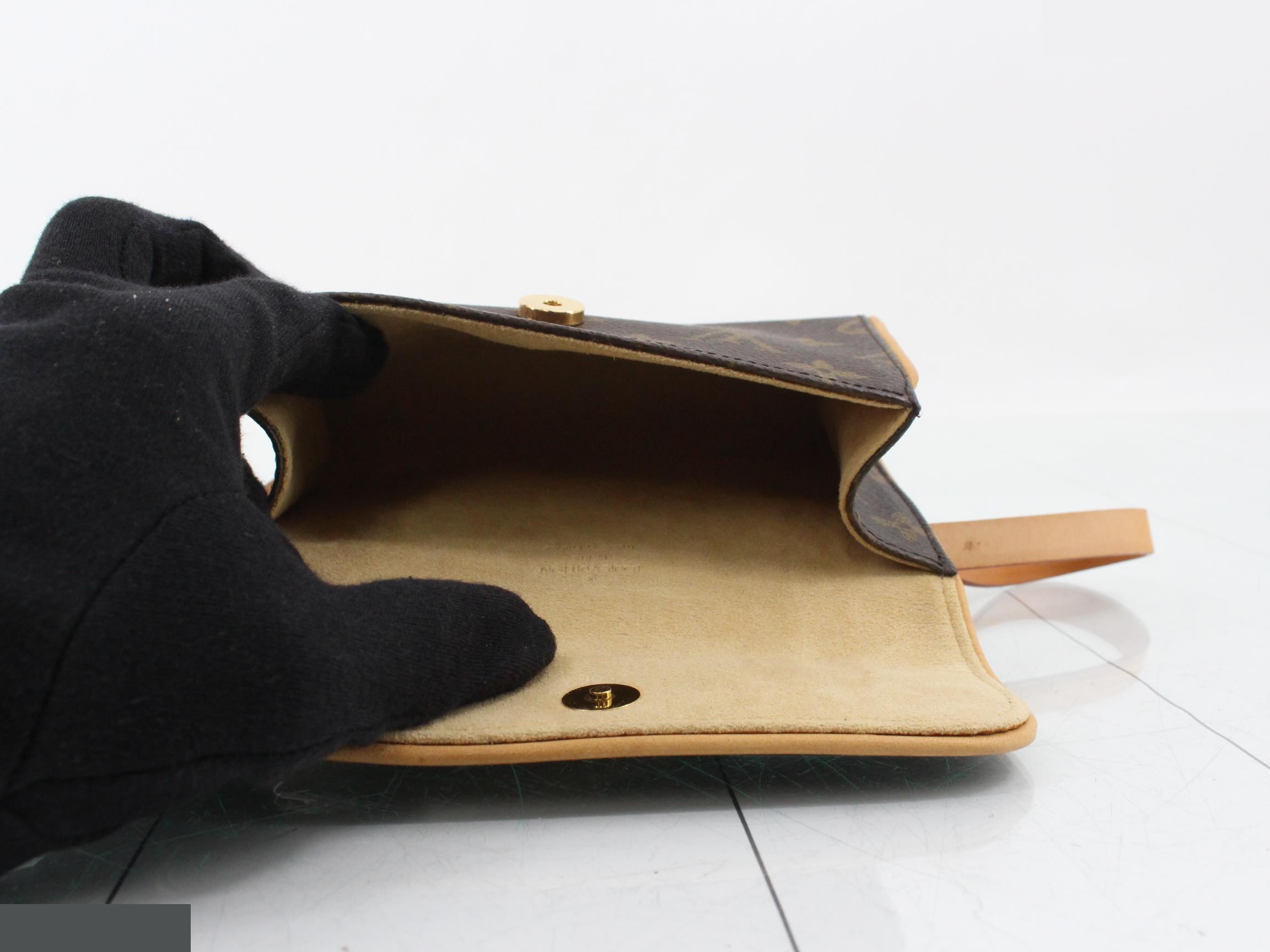 Florentine Pochette with Shoulder Strap — view 4