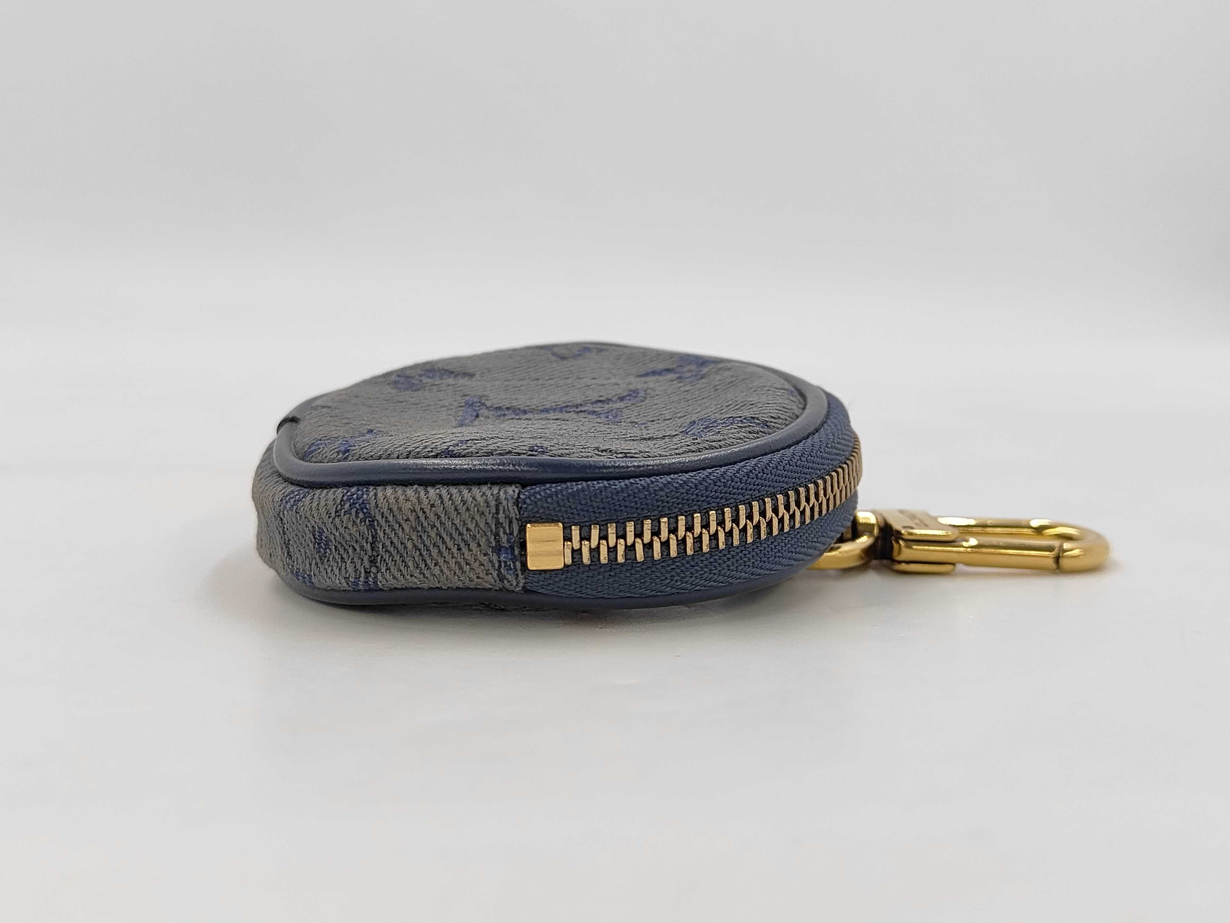 Monogram Denim Round Pouch M68290 Pouch — view 4