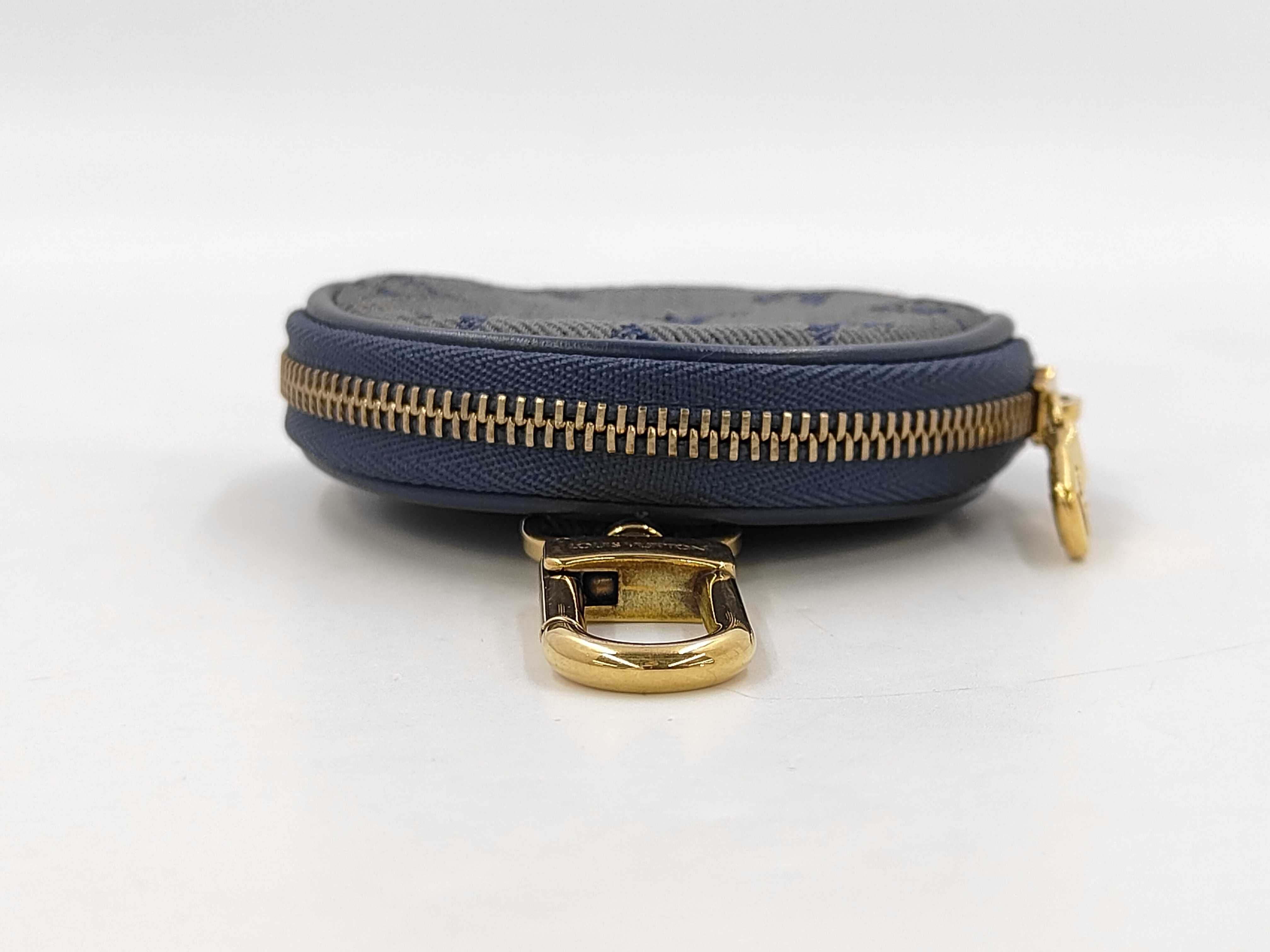 Monogram Denim Round Pouch M68290 Pouch — view 5