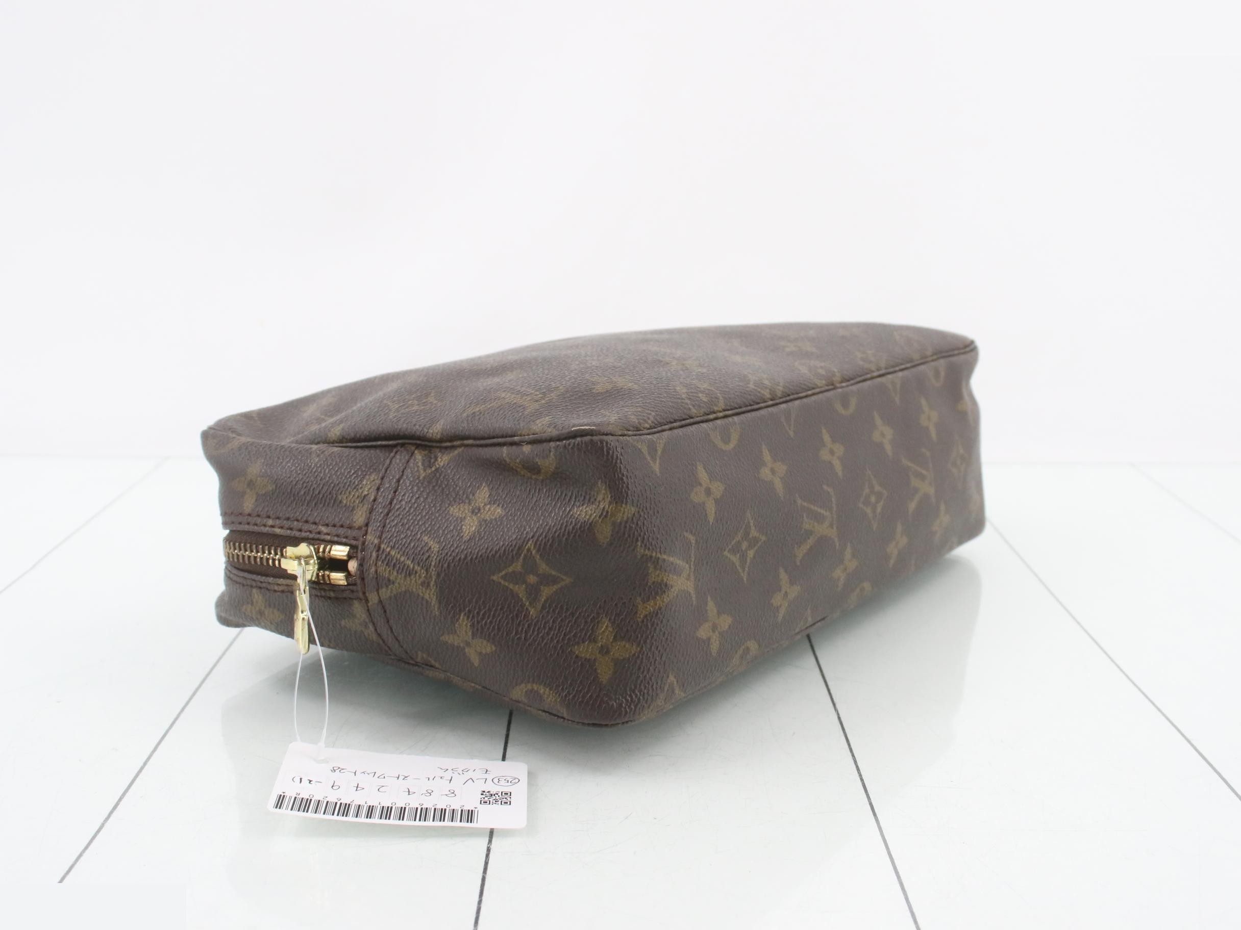 LV Monogram Trousse Wallet 28 — view 5