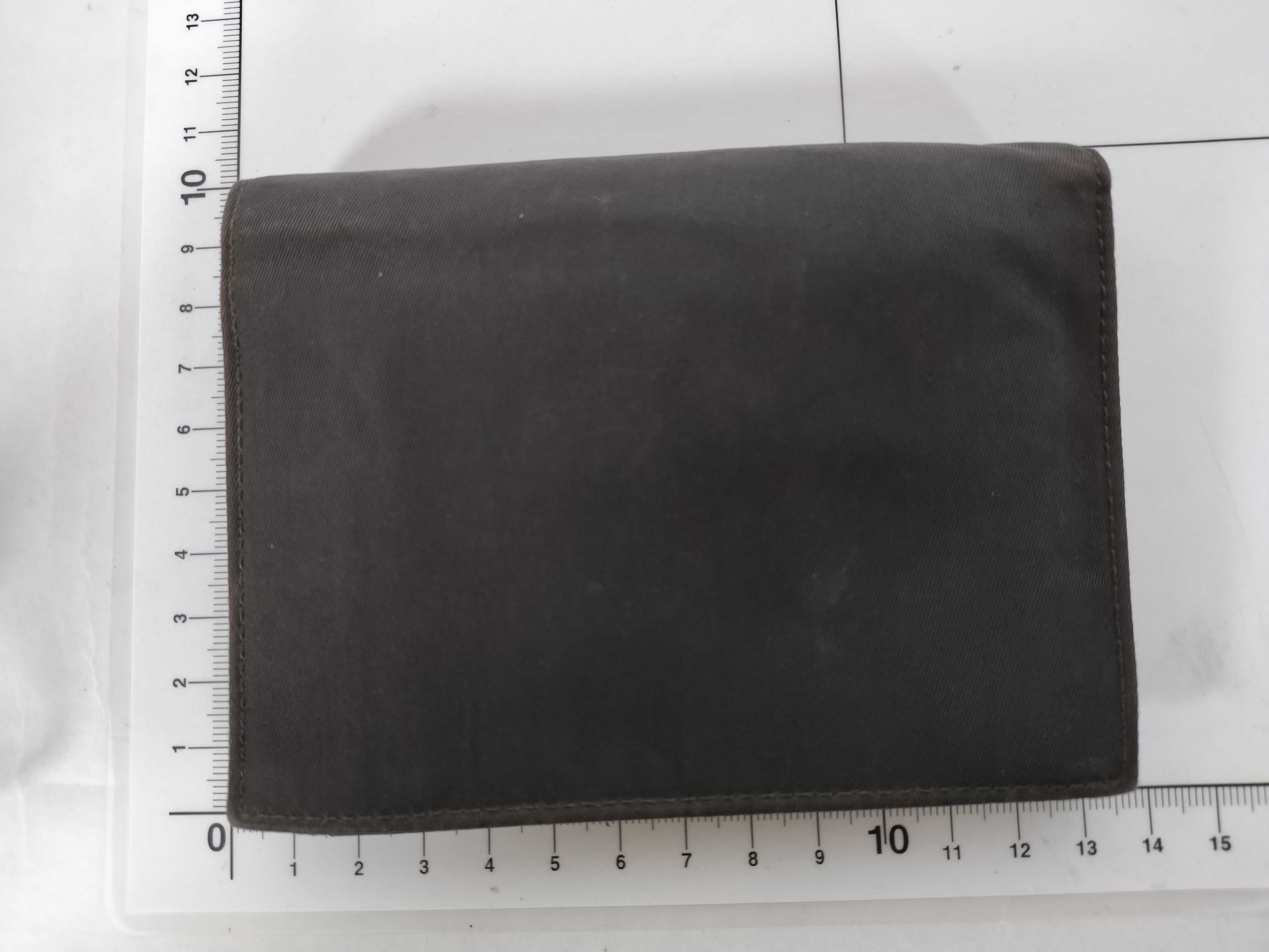 bi-fold wallet — view 2
