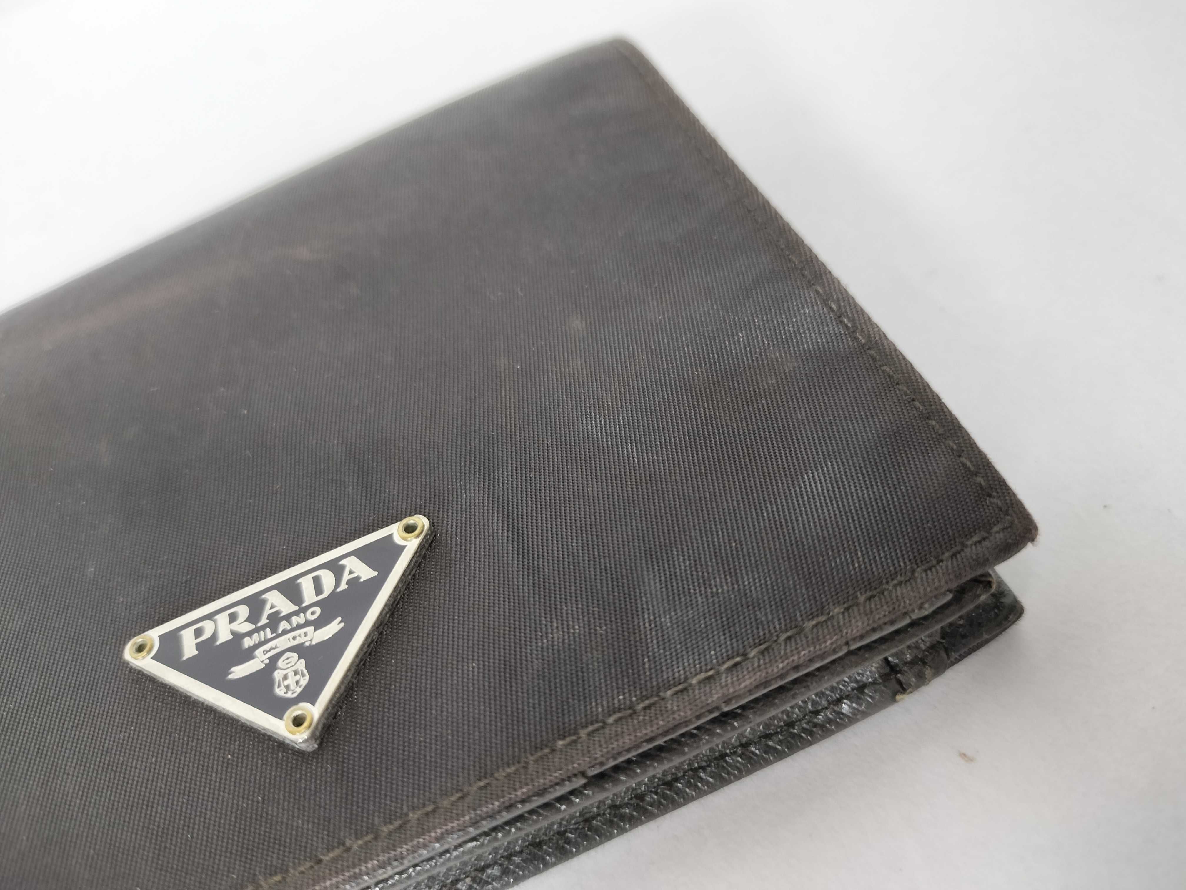 bi-fold wallet — view 12