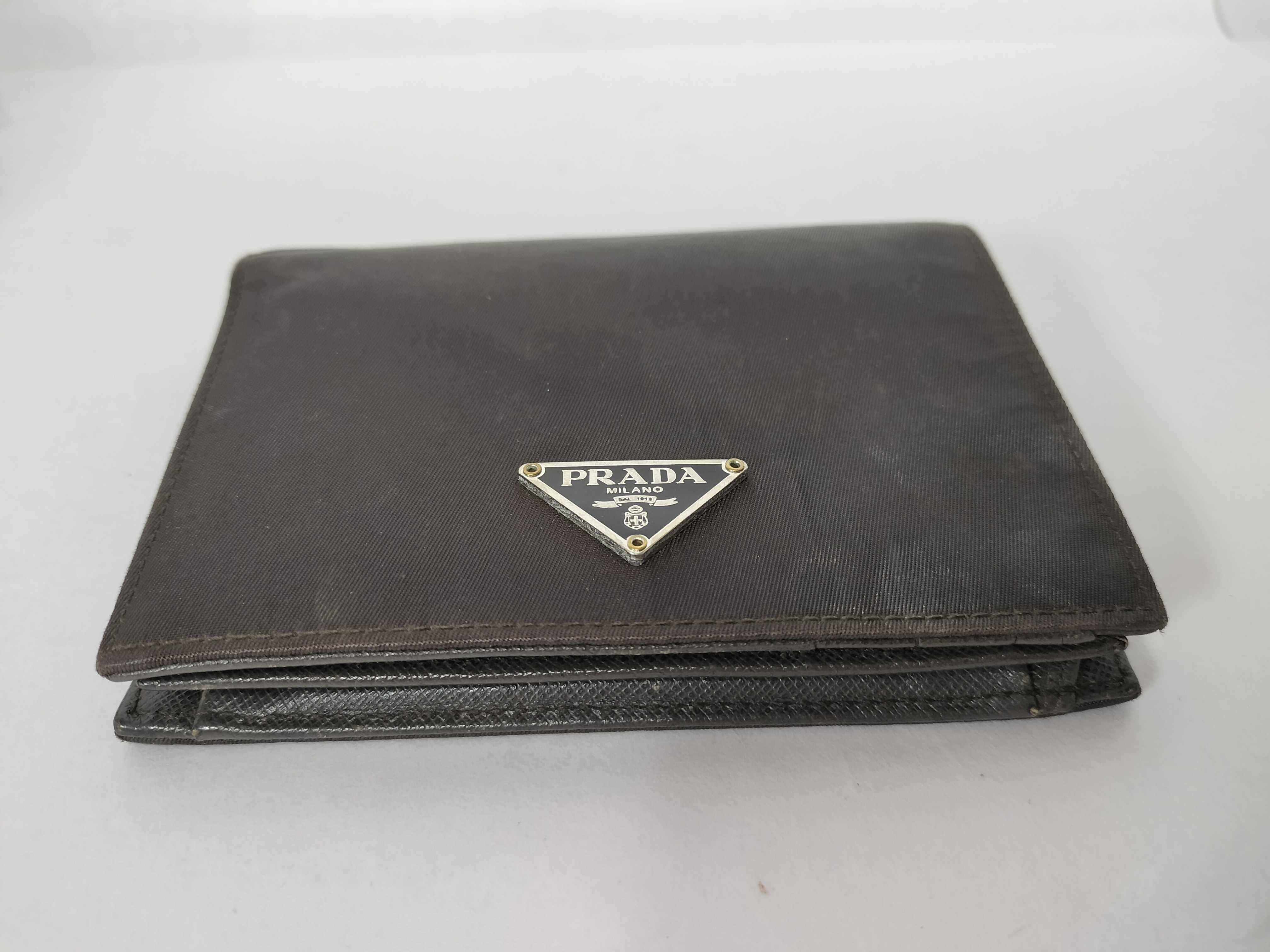 bi-fold wallet — view 4