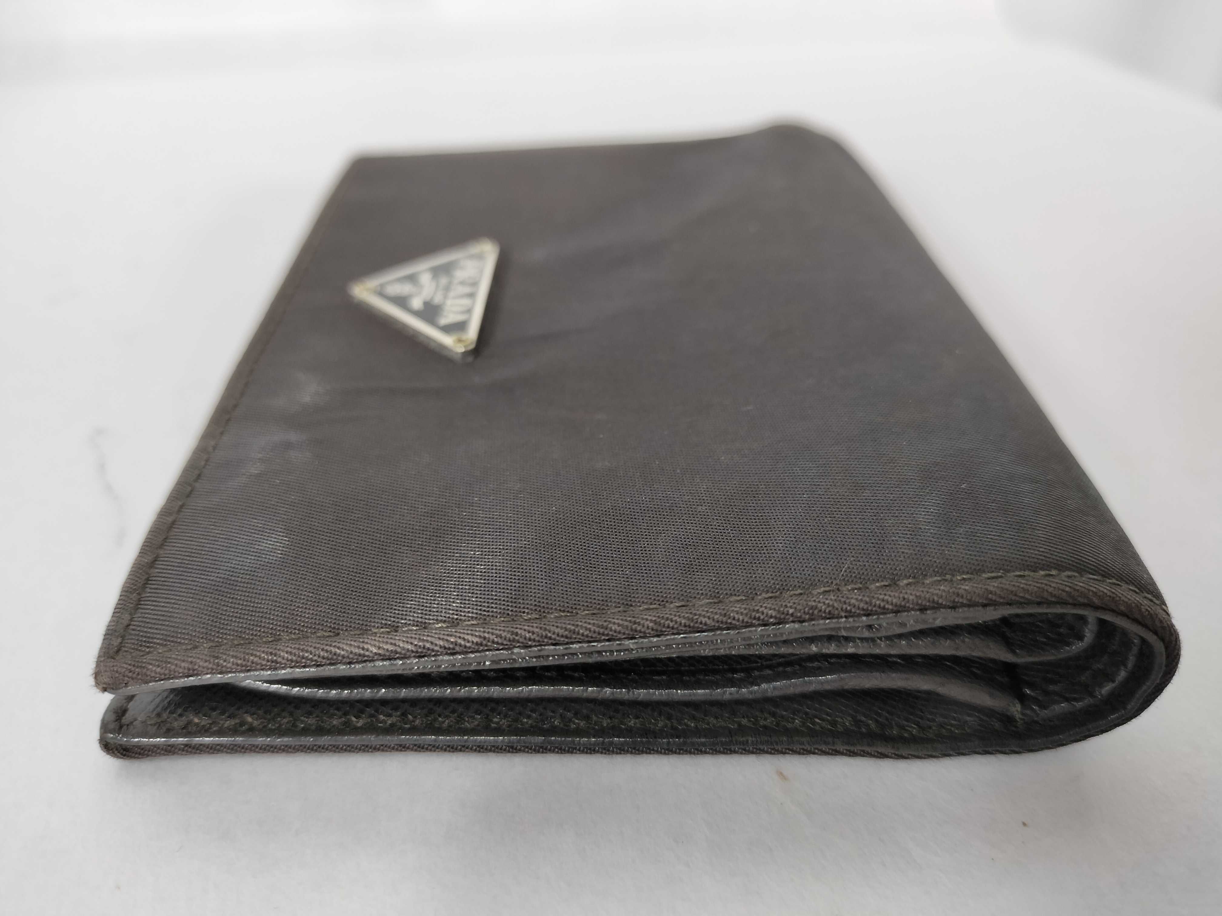 bi-fold wallet — view 5