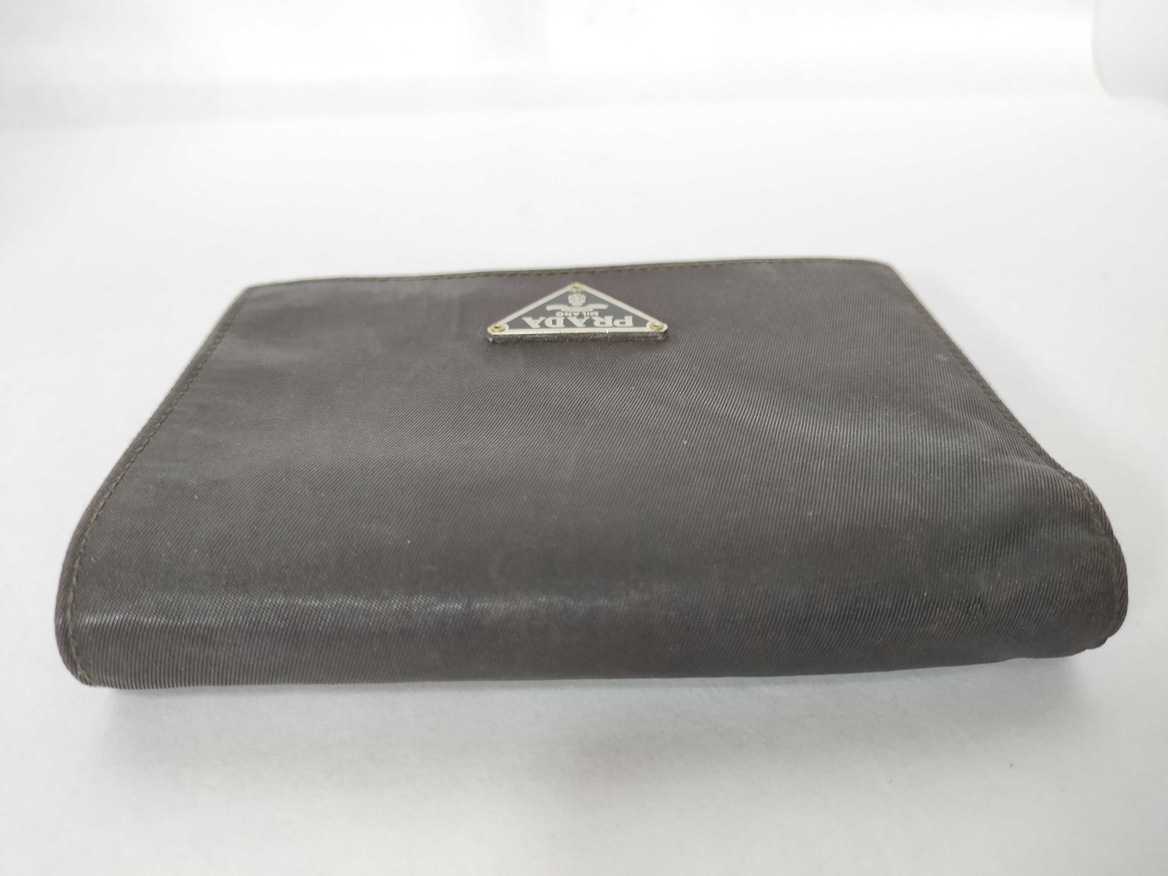 bi-fold wallet — view 6