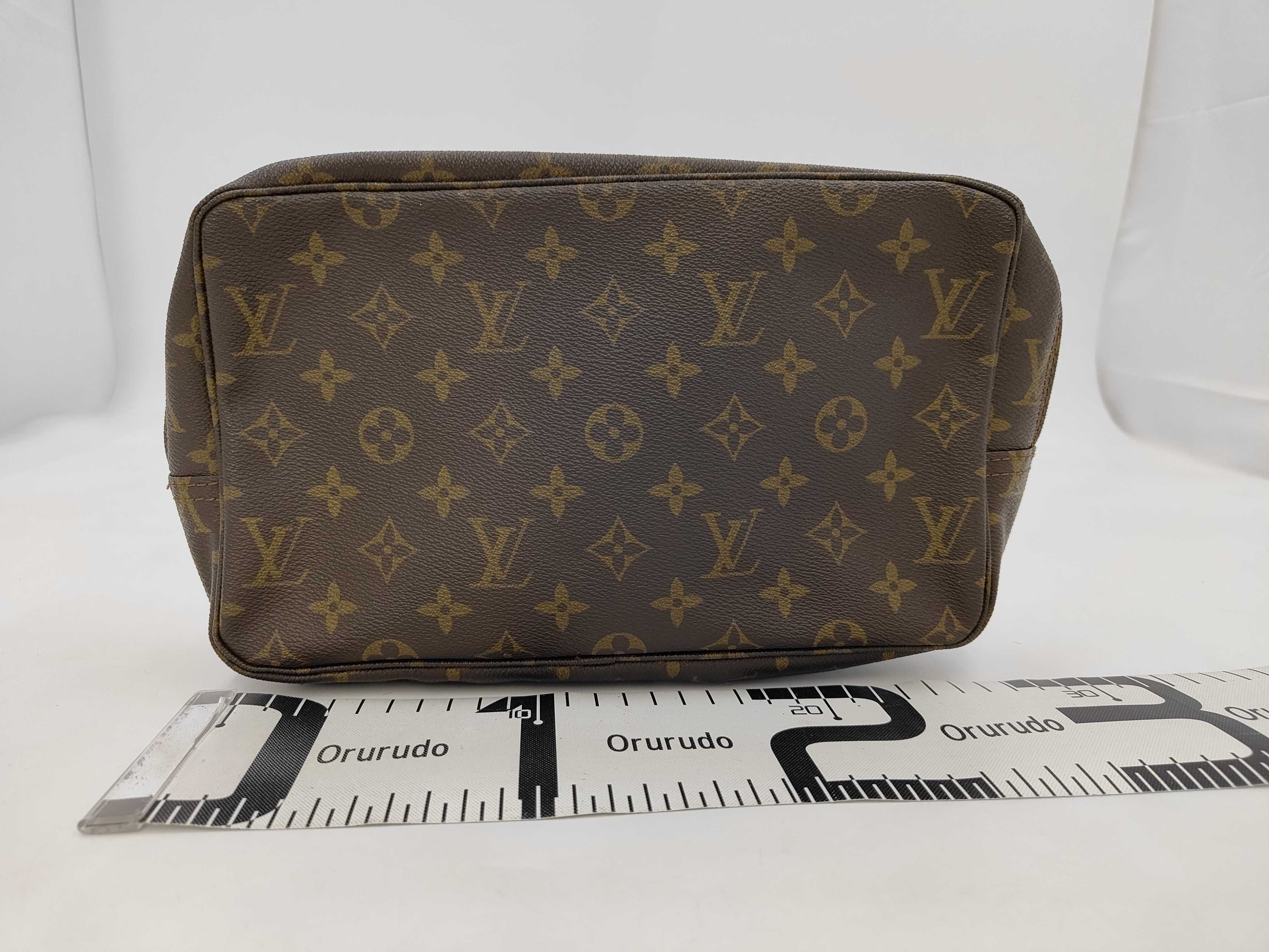 Monogram Trouse Toilette 28 M47522 Second Bag — view 2
