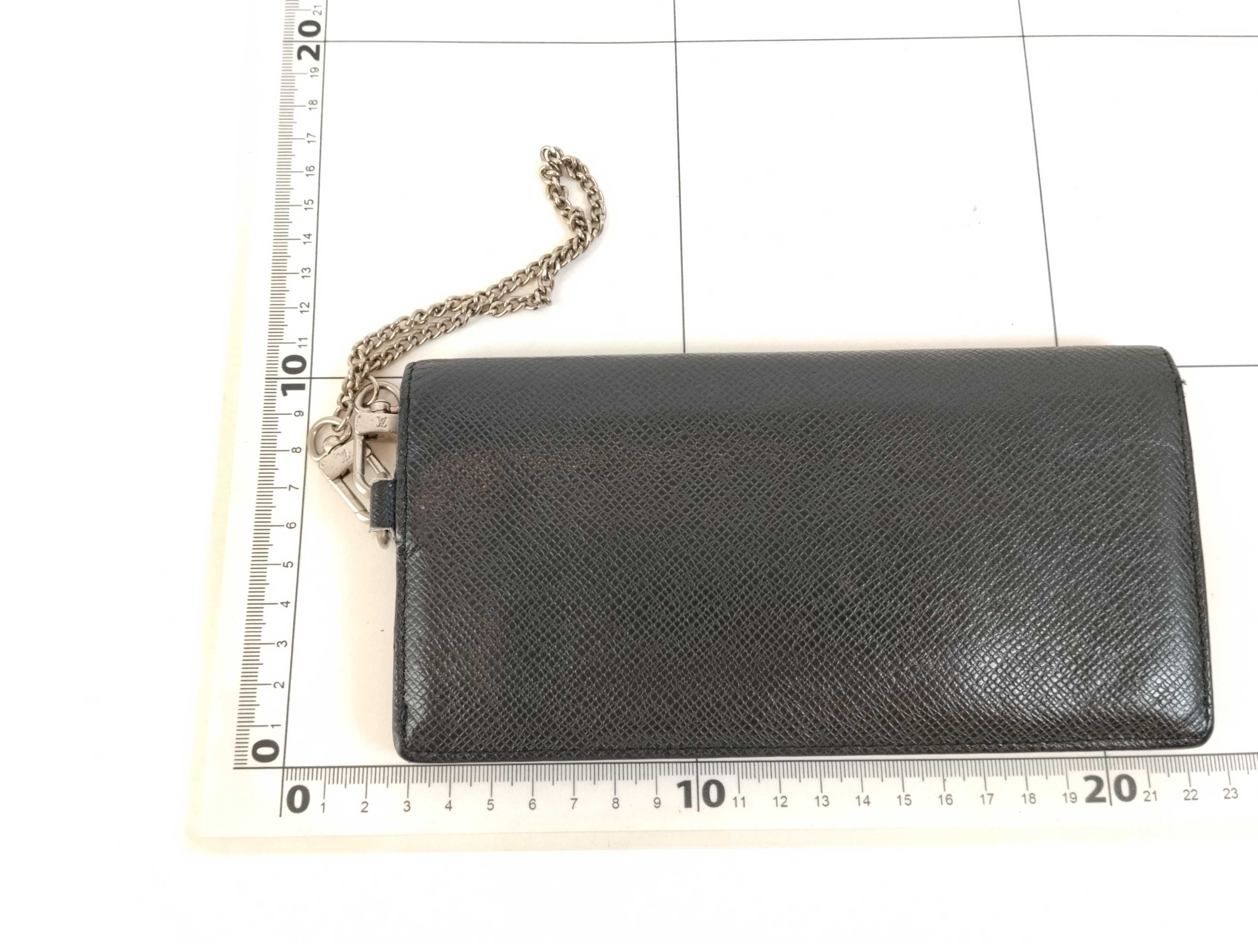 Taiga Leather Accordion Long Wallet with Chain — view 2
