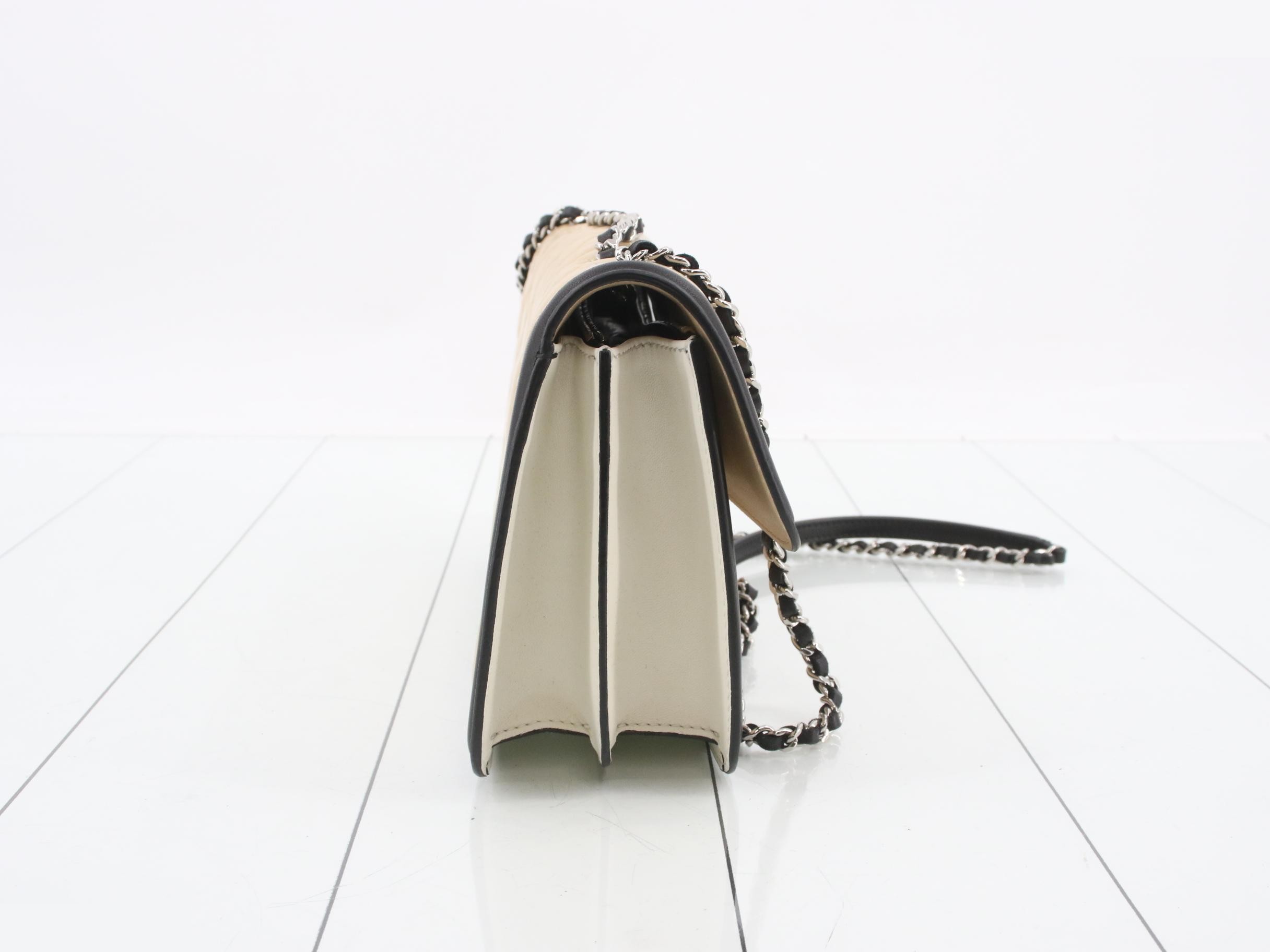 Matelassé (bag) - Shoulder bag — view 4