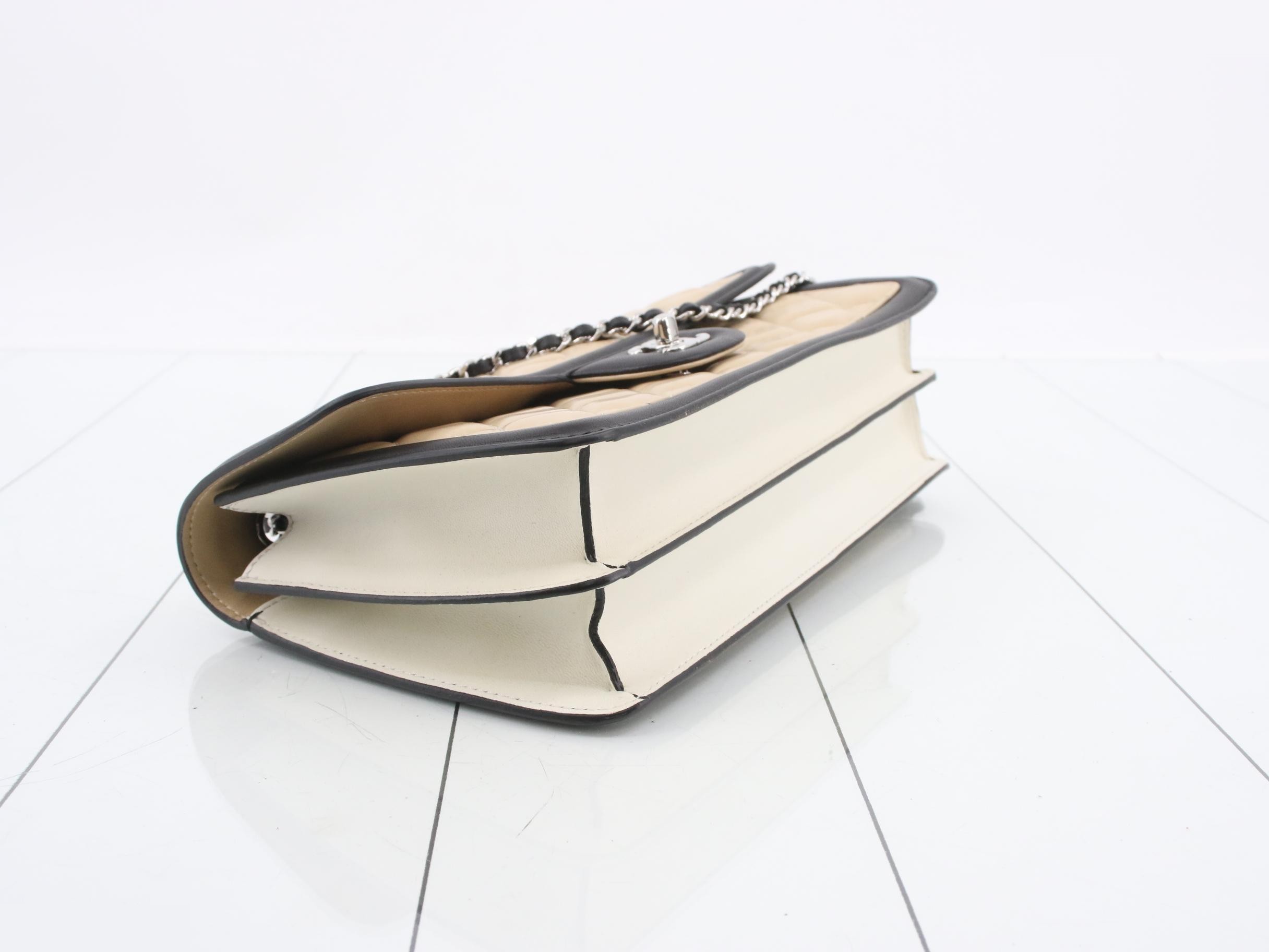Matelassé (bag) - Shoulder bag — view 5
