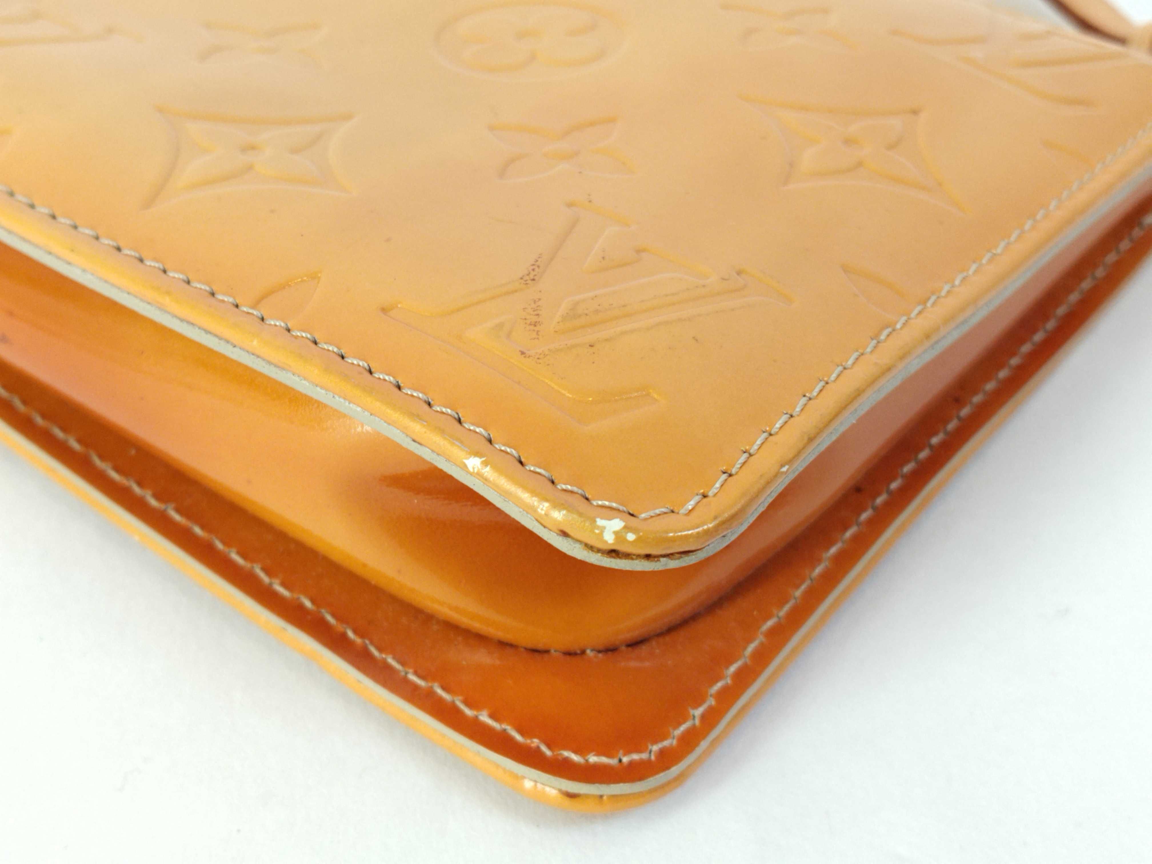 Vernis Louis Vuitton Lexington Accessory Pouch Monogram Vernis Pouch — view 7