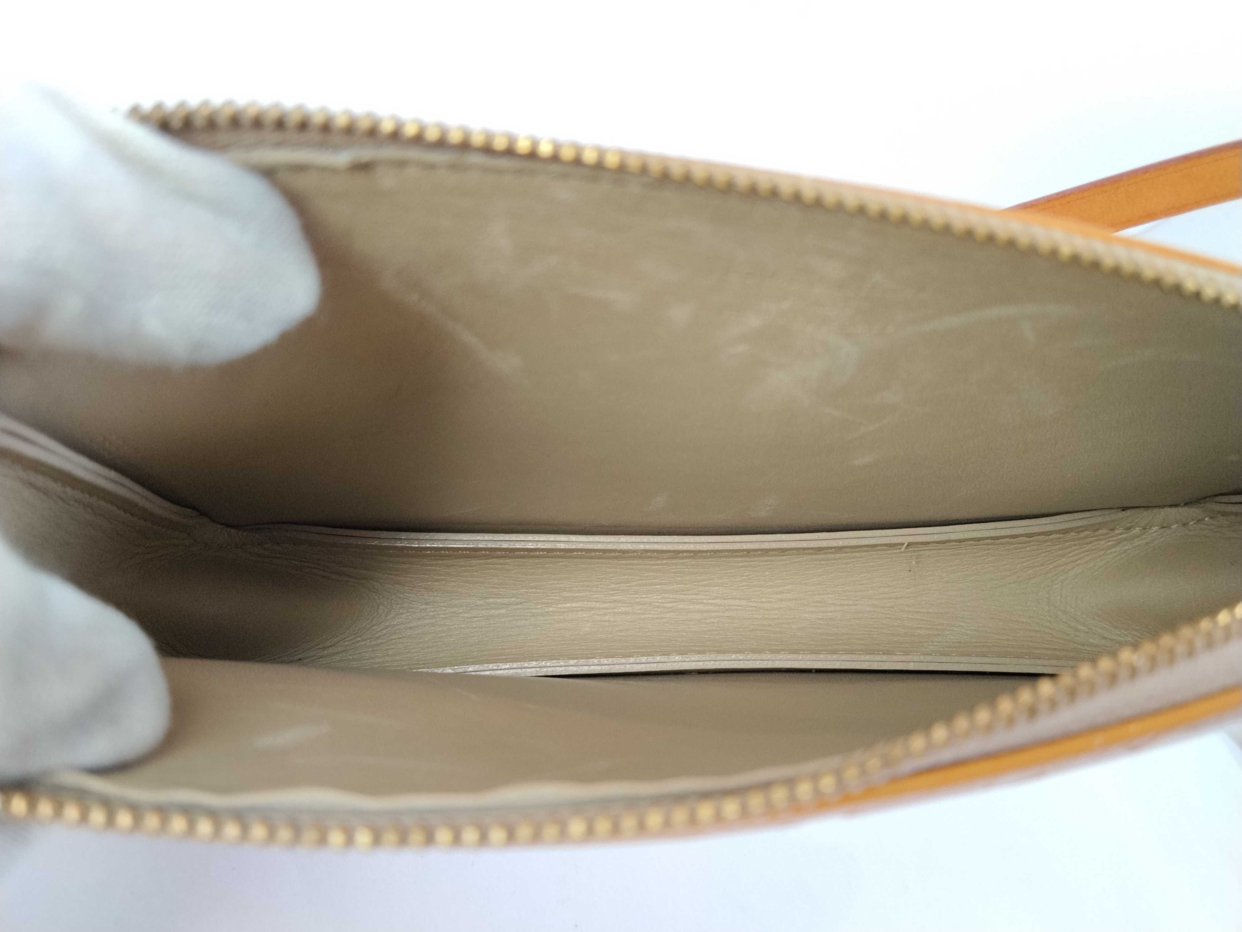 Vernis Louis Vuitton Lexington Accessory Pouch Monogram Vernis Pouch — view 10