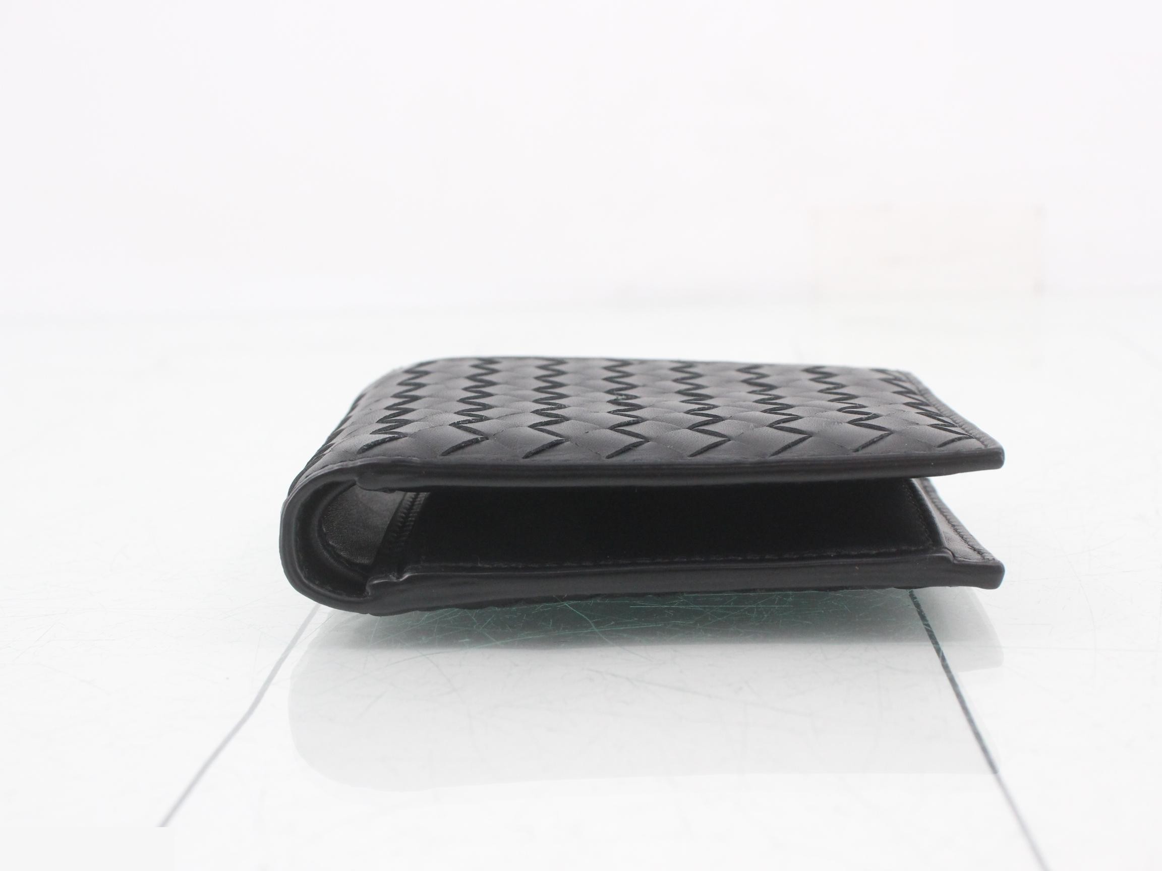 wallet — view 3