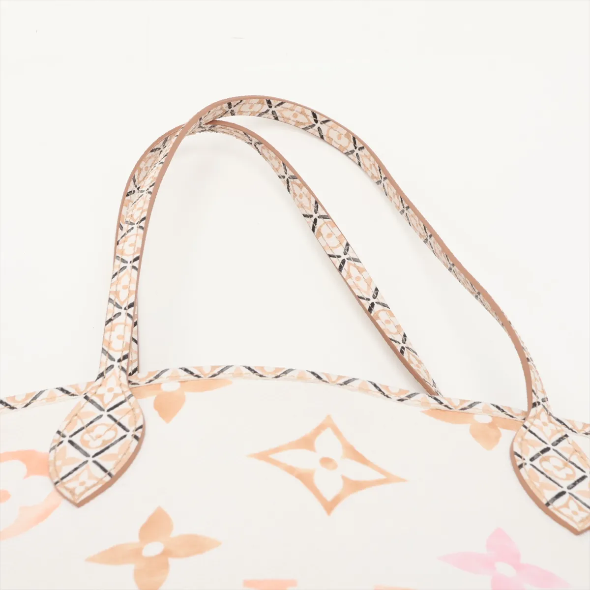 By the Pool Neverfull MM M22978 White (RFID detected) — view 6