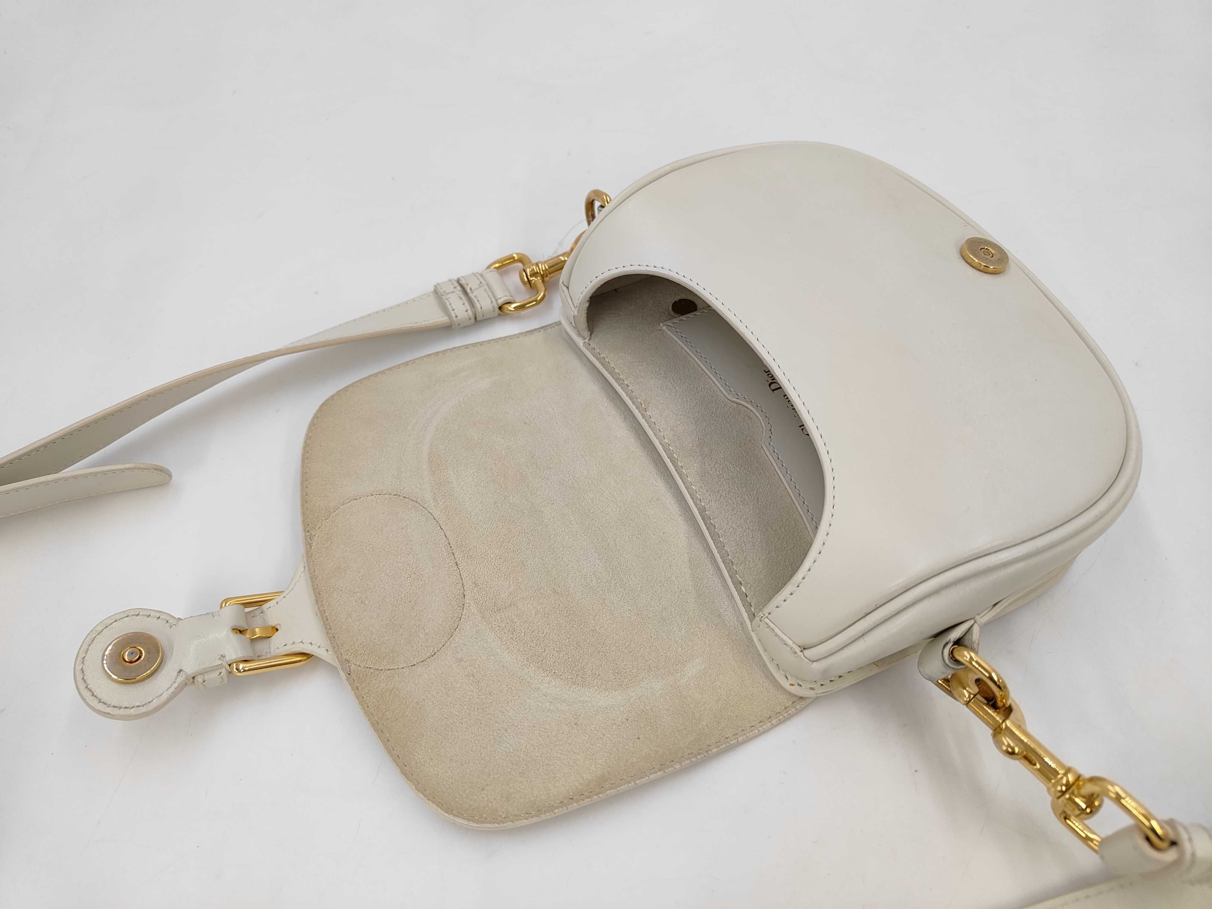 Bobby Leather Shoulder Bag, White — view 8