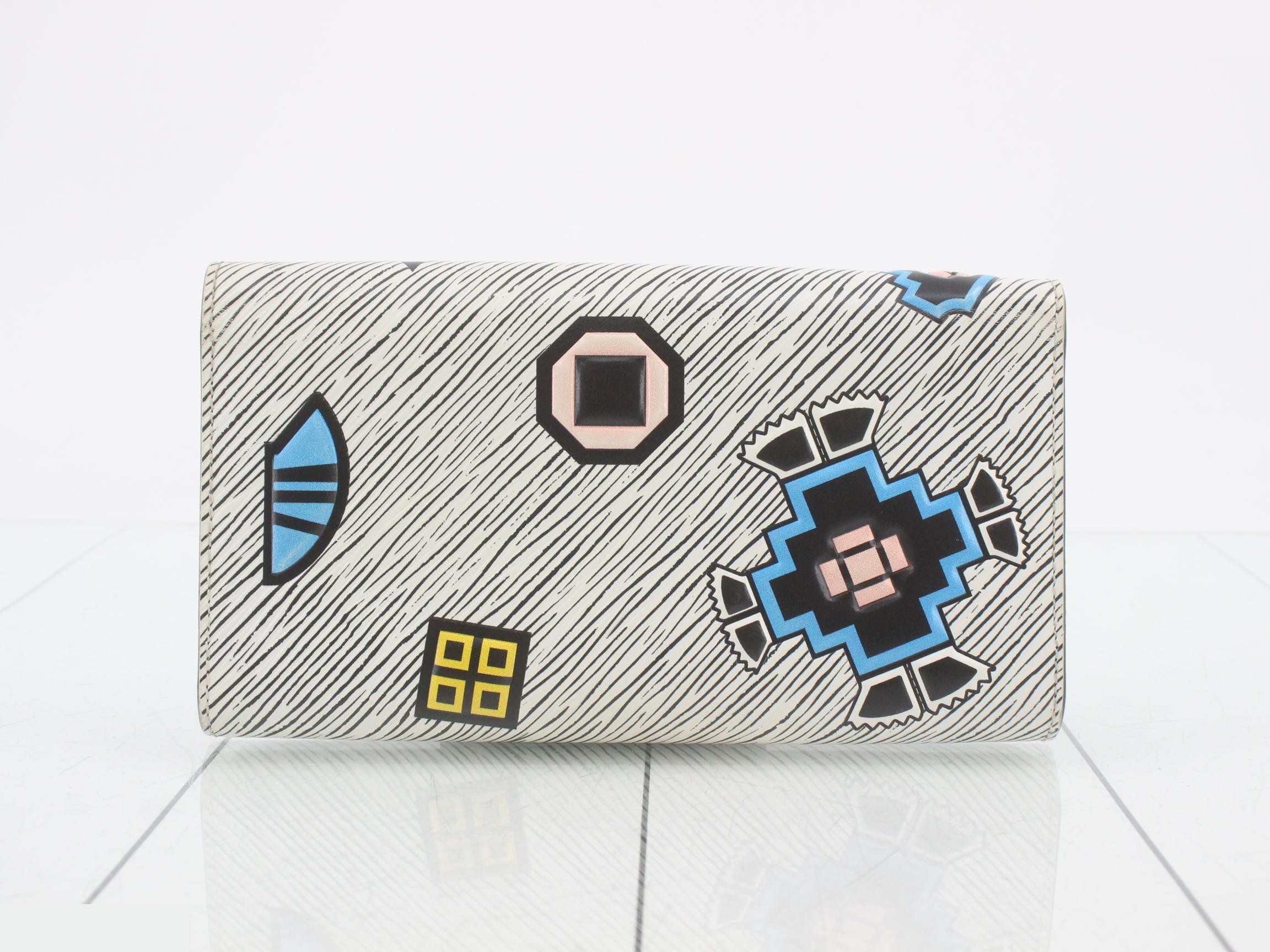 Epi Twist Wallet — view 2