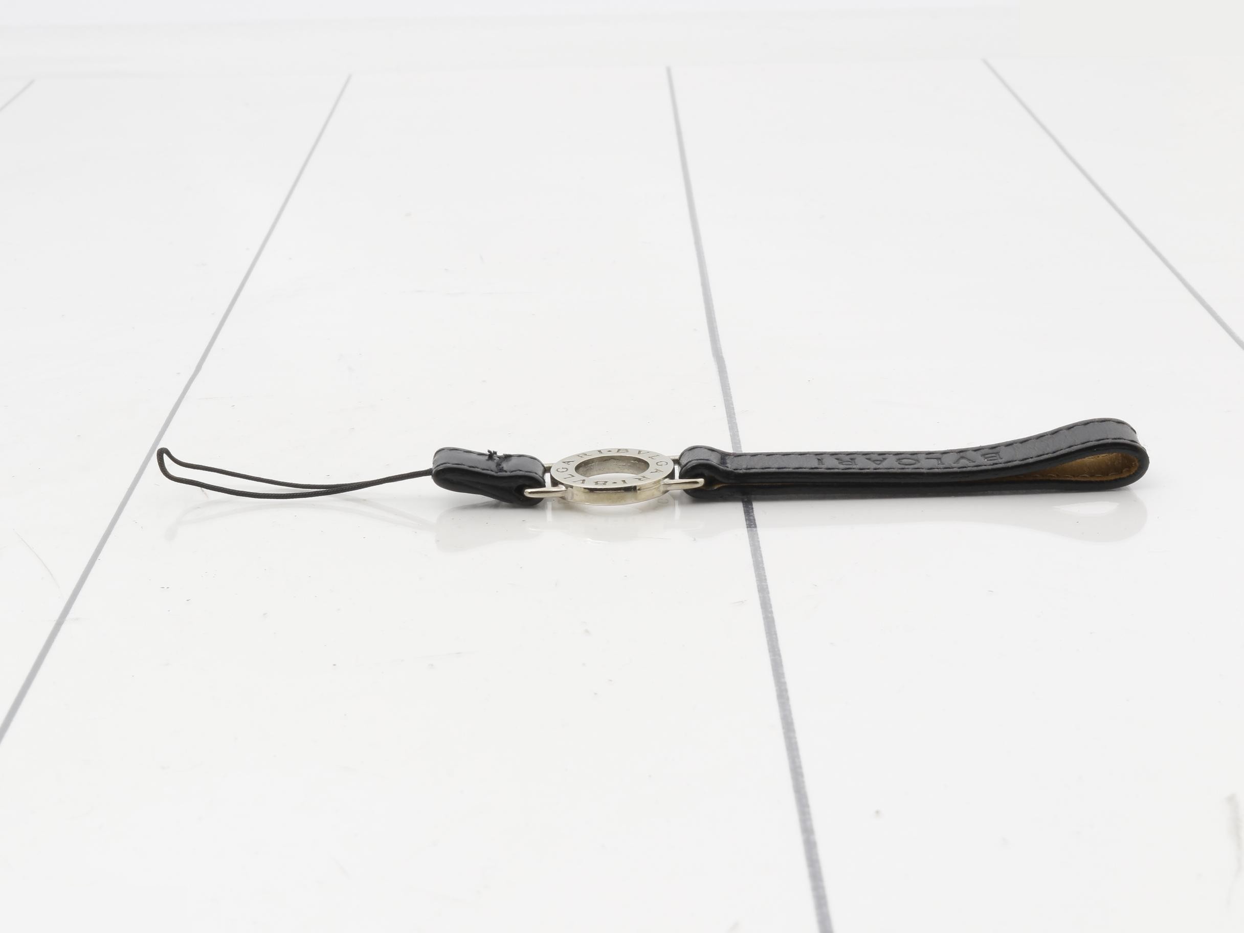 leather keychain — view 3