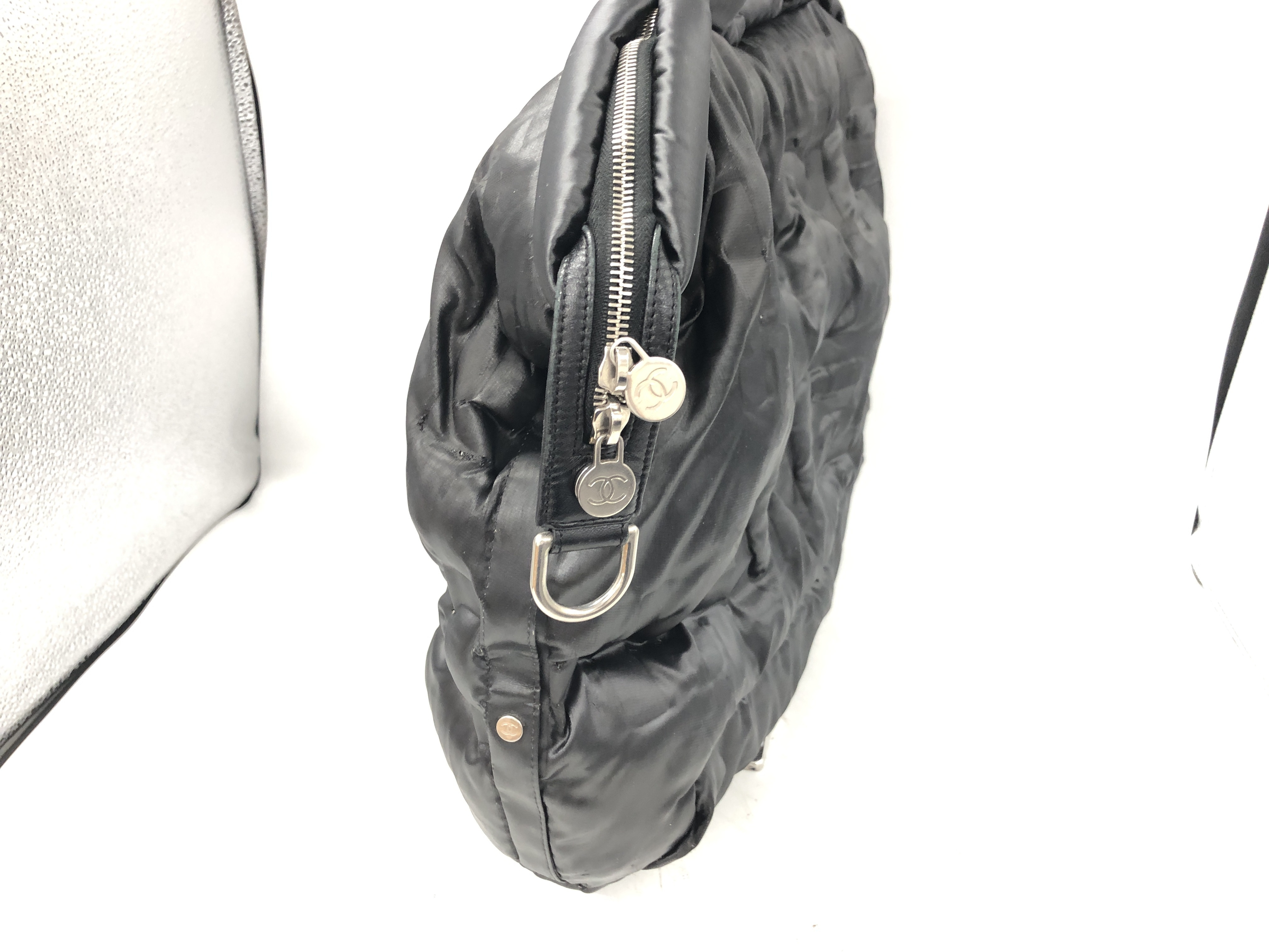 Coconeigé Nylon Black Tote Bag (with seal) 24878982 — view 3