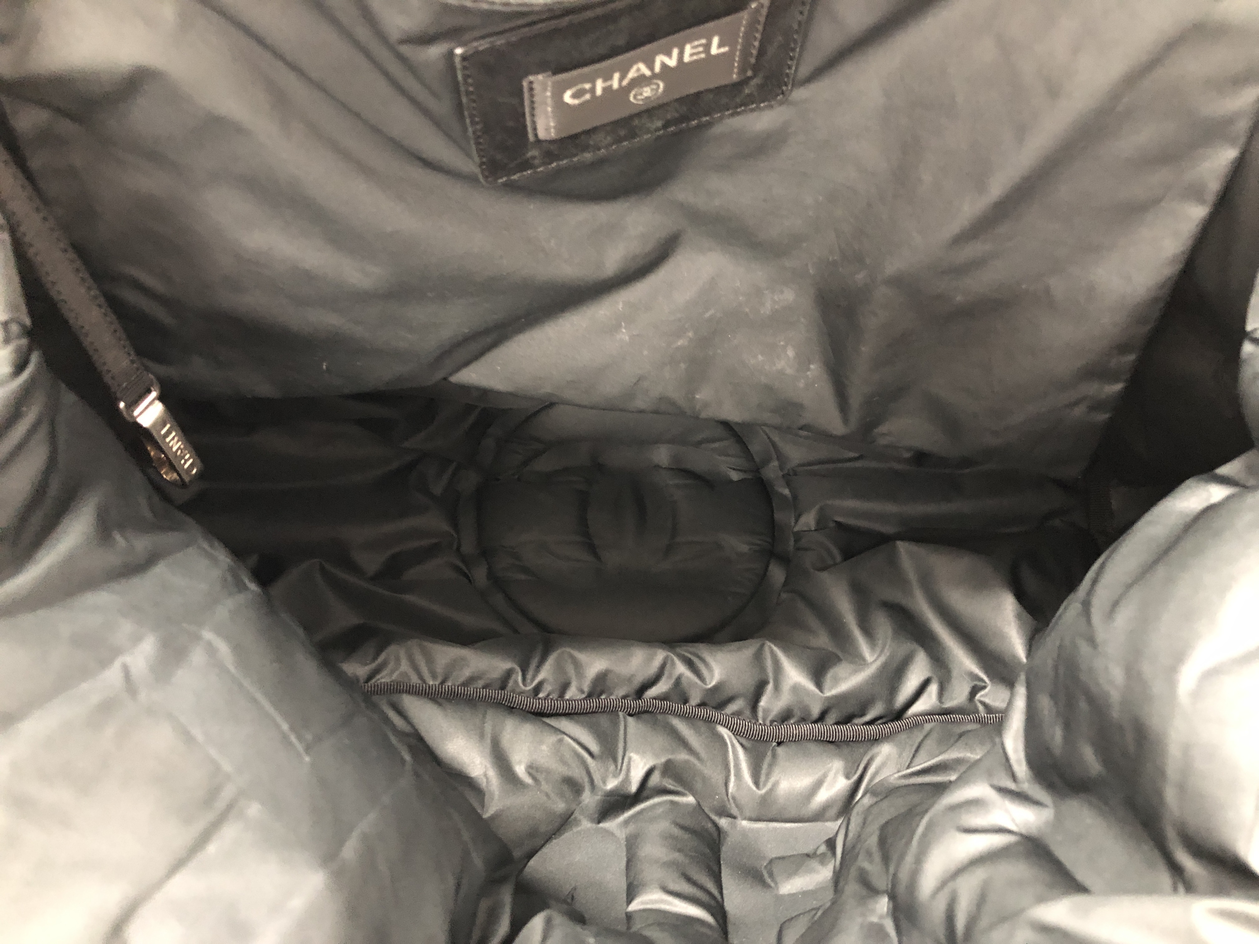 Coconeigé Nylon Black Tote Bag (with seal) 24878982 — view 7