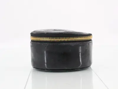 pouch, enamel, black, stained.