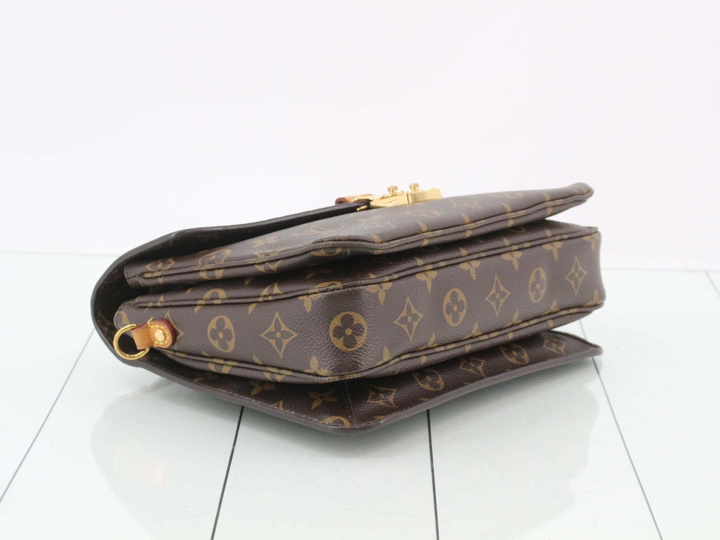 Monogram Pochette Metis MM 2-Way Handbag — view 5