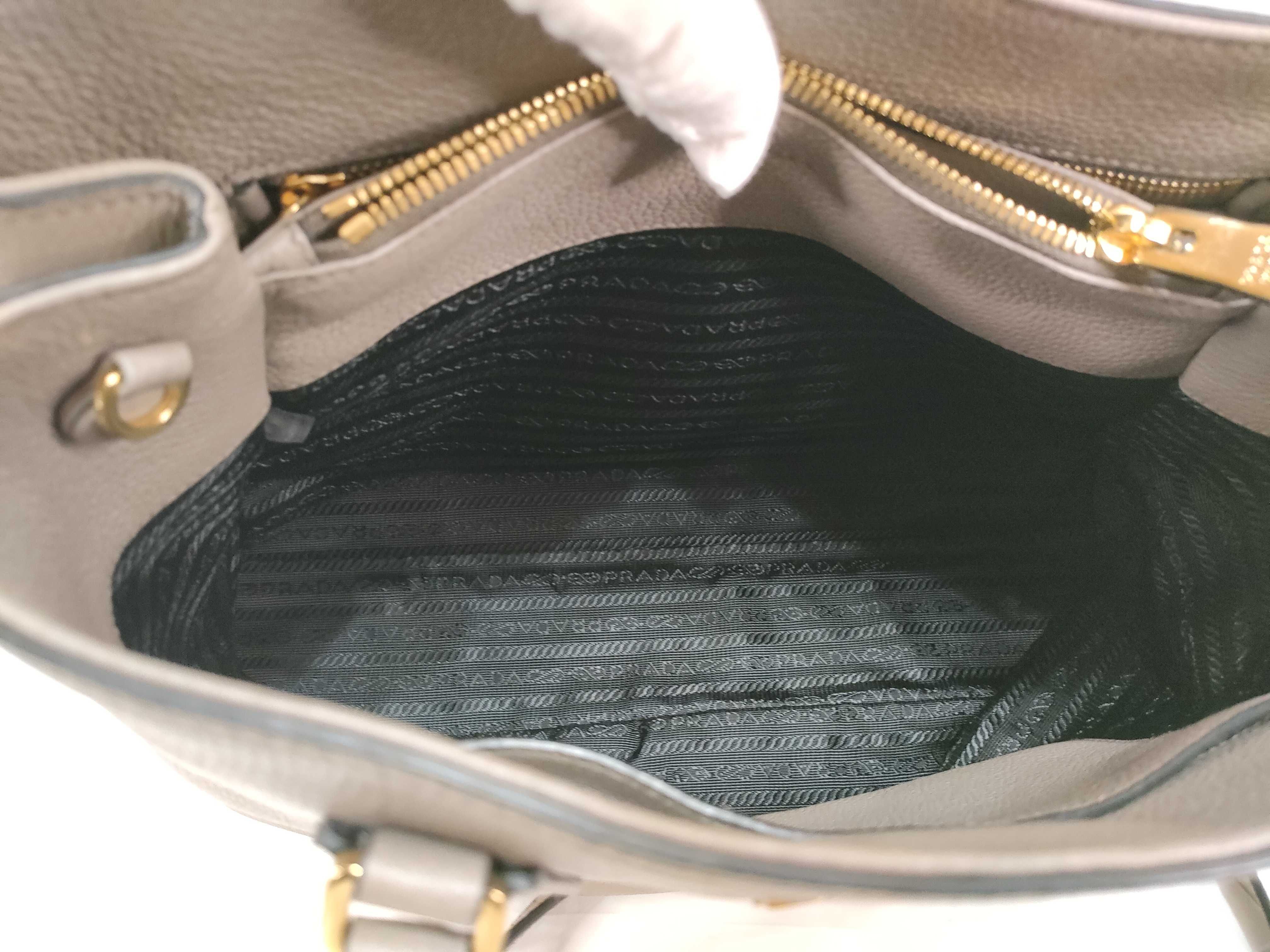 Vitello Daino Tote Bag 1BA239 Gray Shoulder Bag — view 14