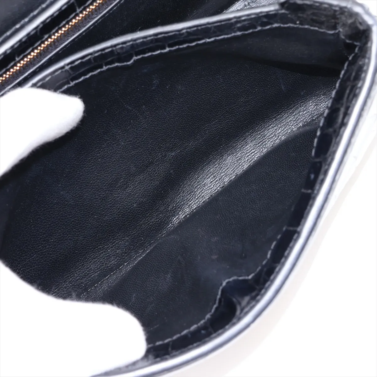crocodile-embossed shoulder bag, black, 695541 — view 6