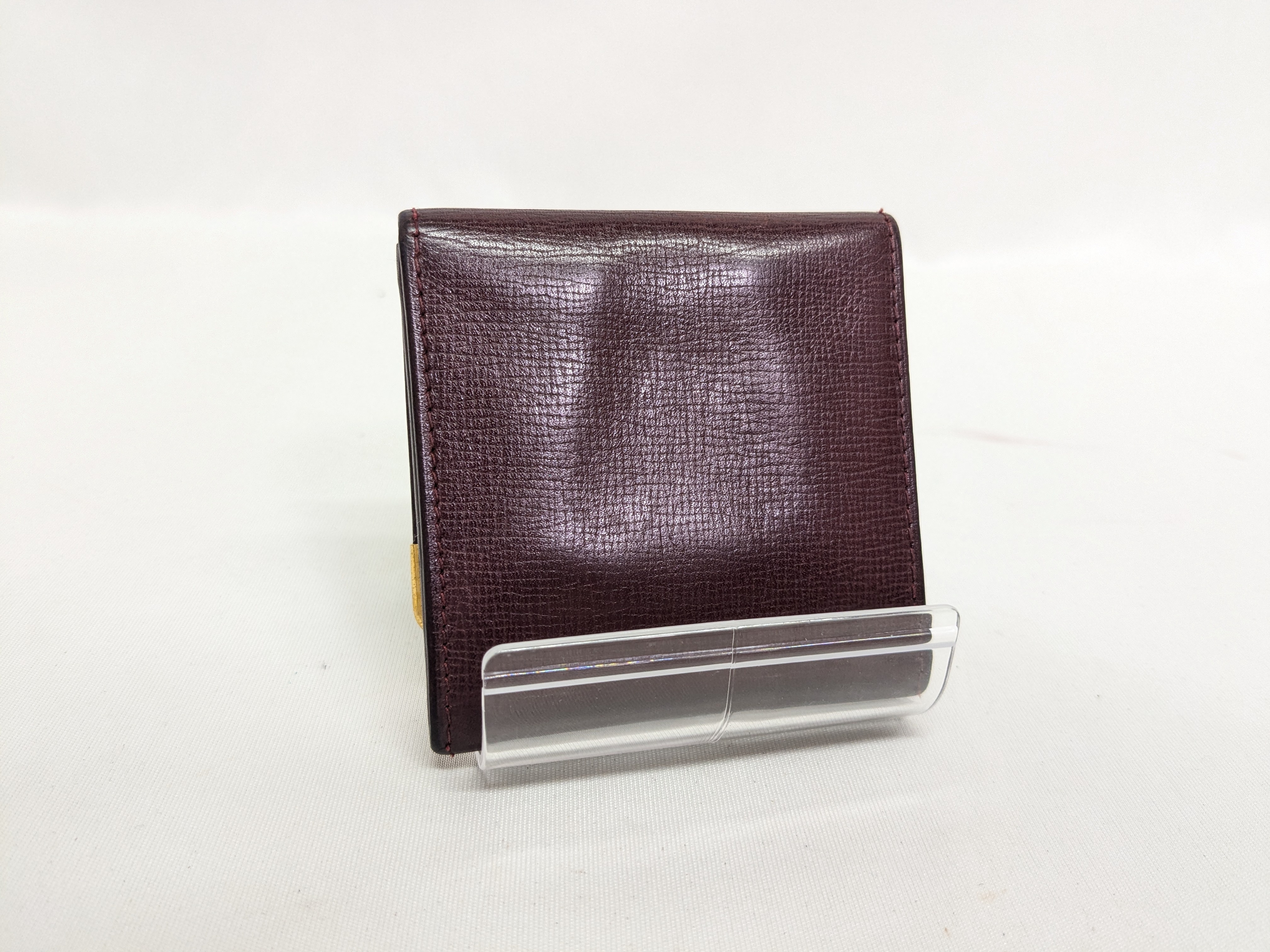 Must Coin Case — view 3