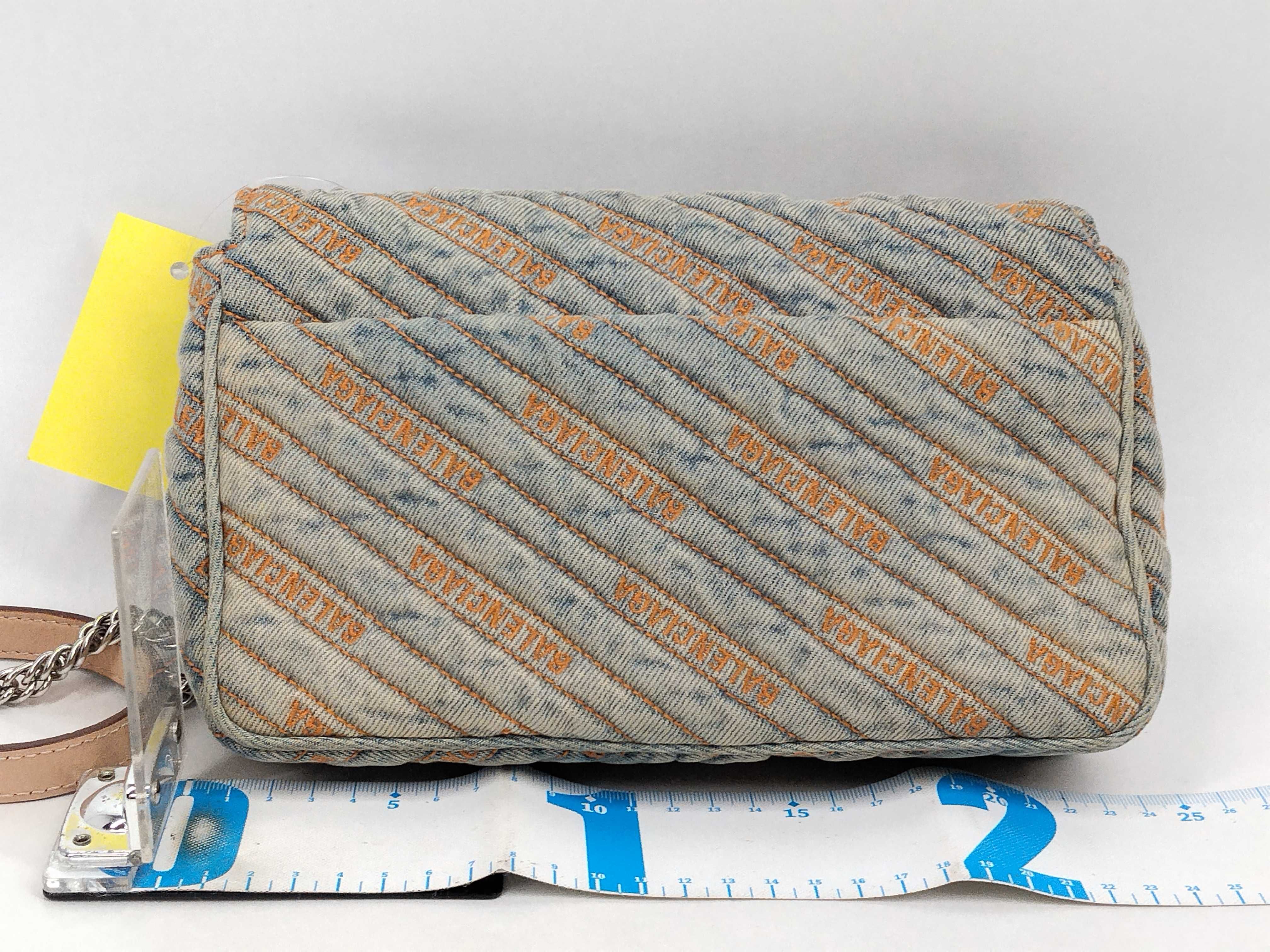 BB Logo Denim Quilted Chain Shoulder Bag — view 2