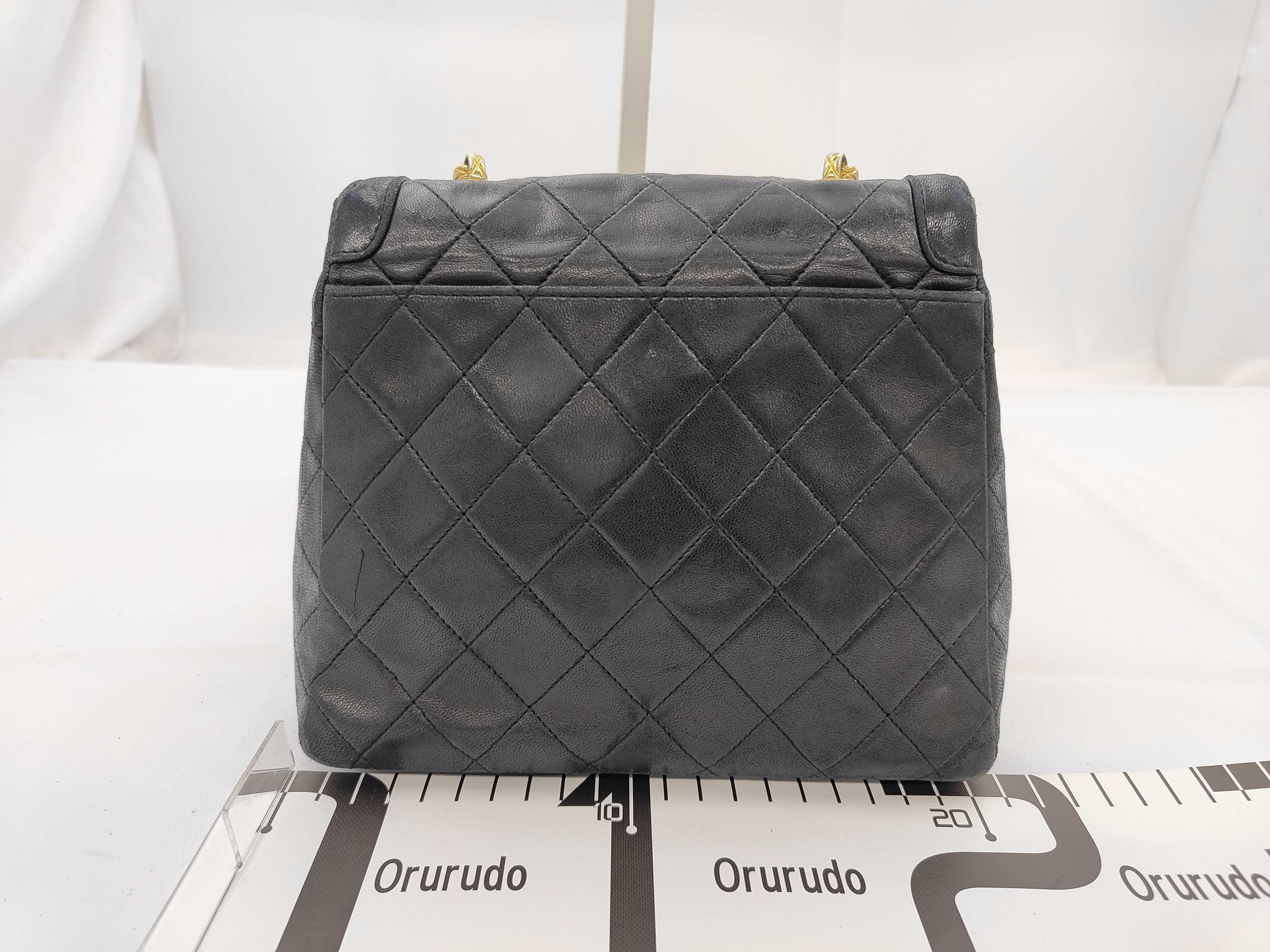 Matelassé Turnlock Coco Mark Lambskin Chain Shoulder Bag — view 2